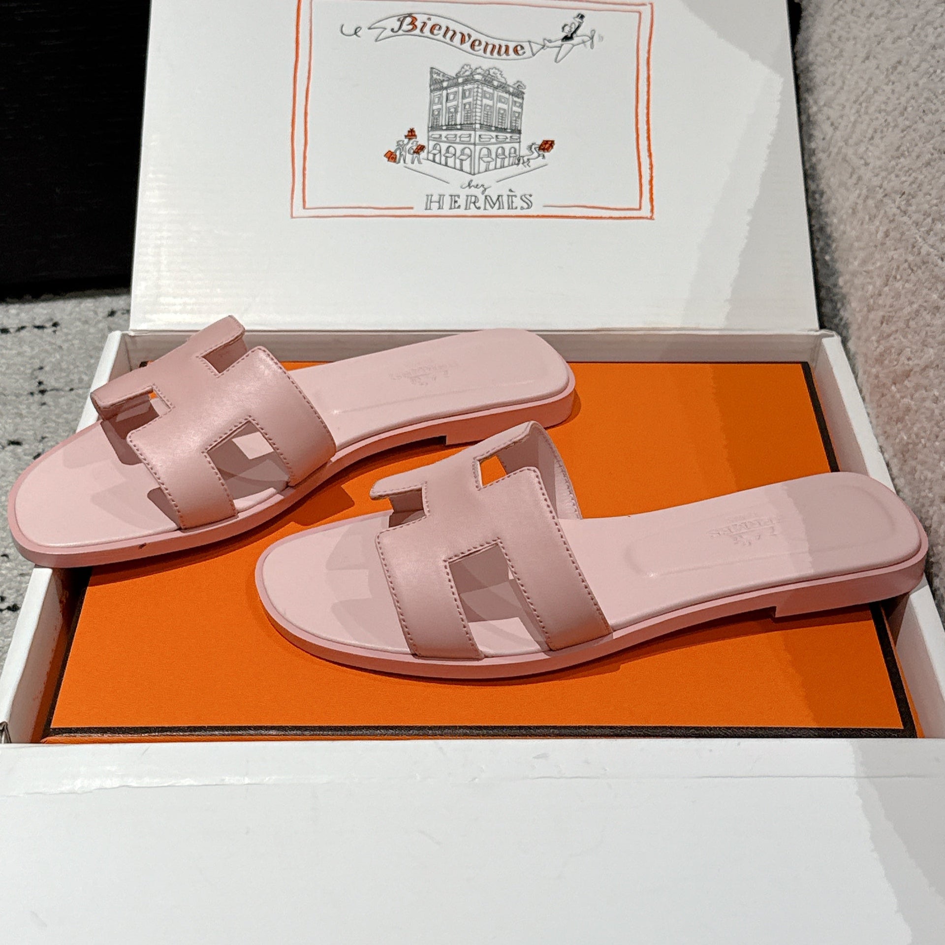 HM 25 Oran Sandal Pink Calfskin