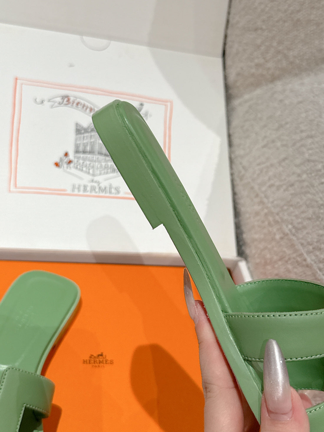 HM 25 Oran Sandal Green Calfskin