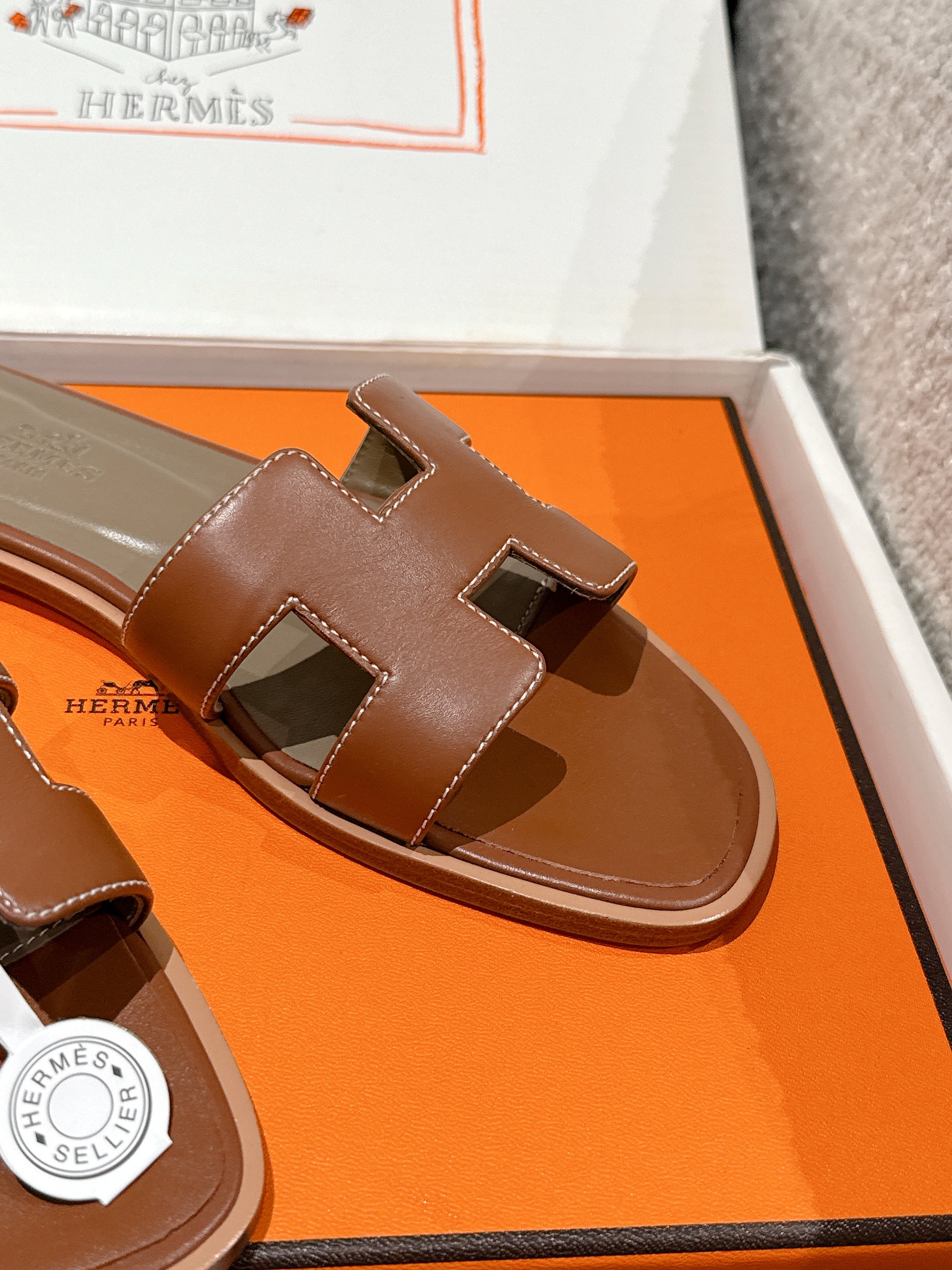 HM 25 Oran Sandal Dark Brown Etoupe Calfskin
