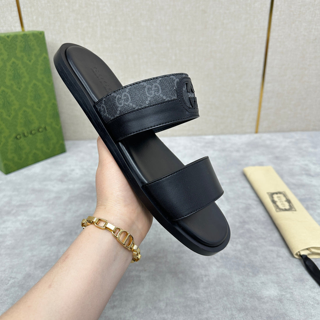 GG Men's Slide Black Canvas Cowhide 542947