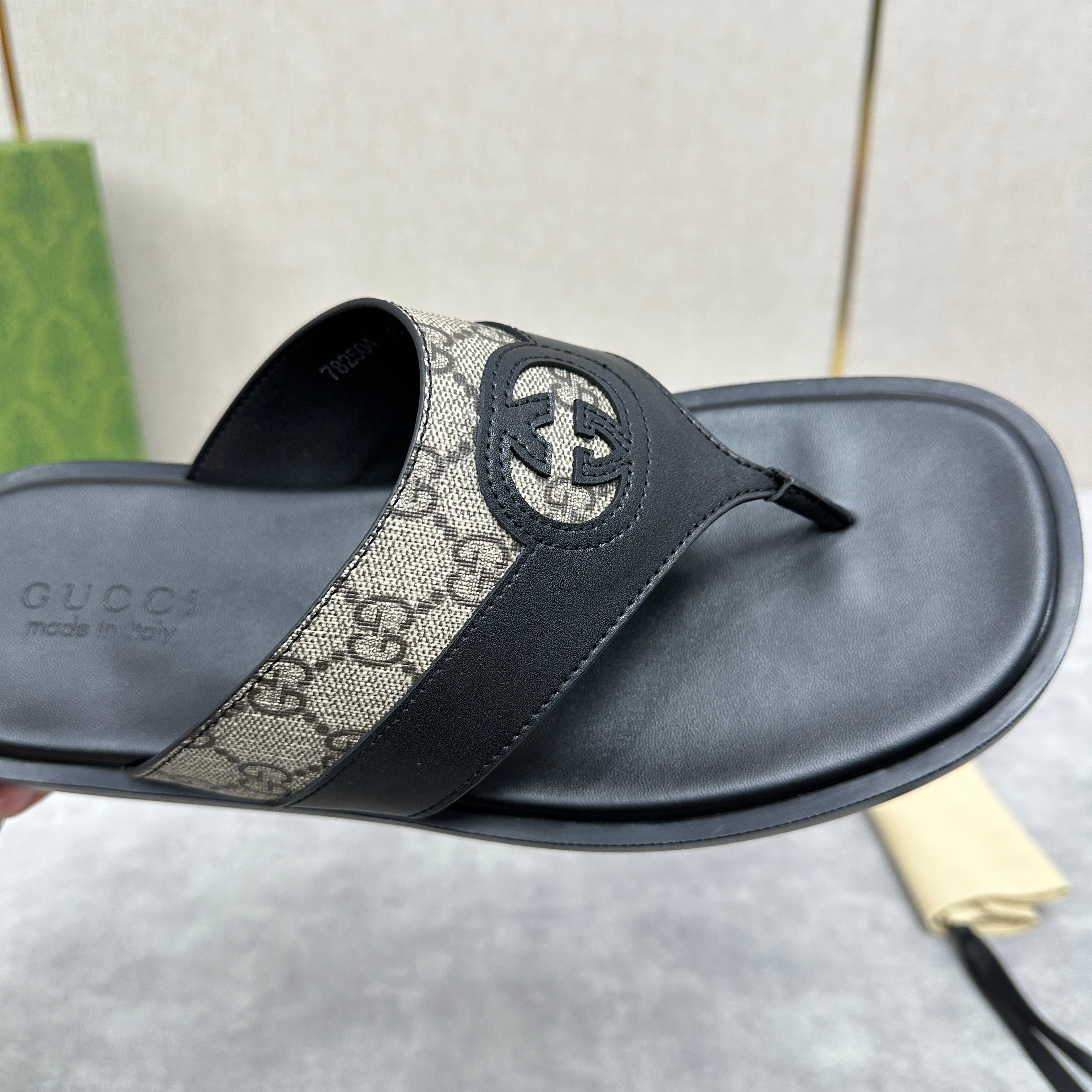 GG Men's Thong Sandals Black Brown Canvas Cowhide 542952