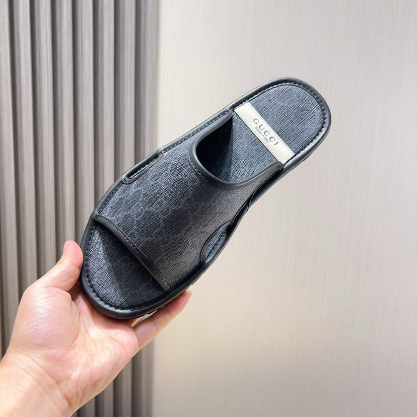 GG Men's Slide Black Printed Fabric 544367