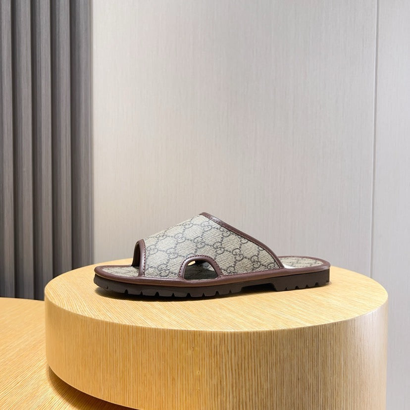 GG Men's Slide Brown Printed Fabric 544369