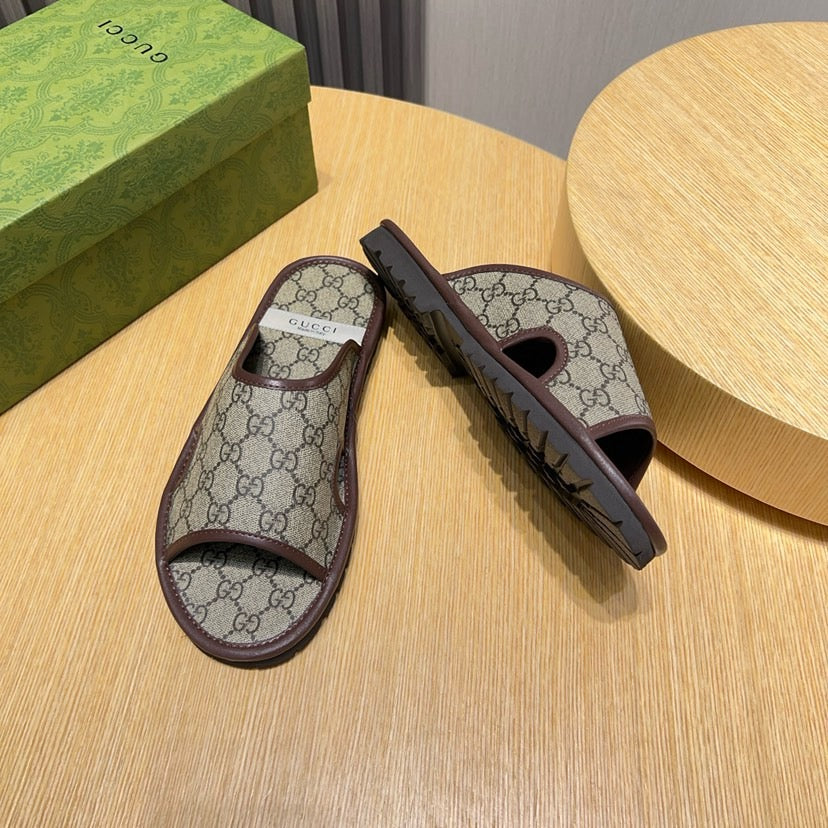 GG Men's Slide Brown Printed Fabric 544369