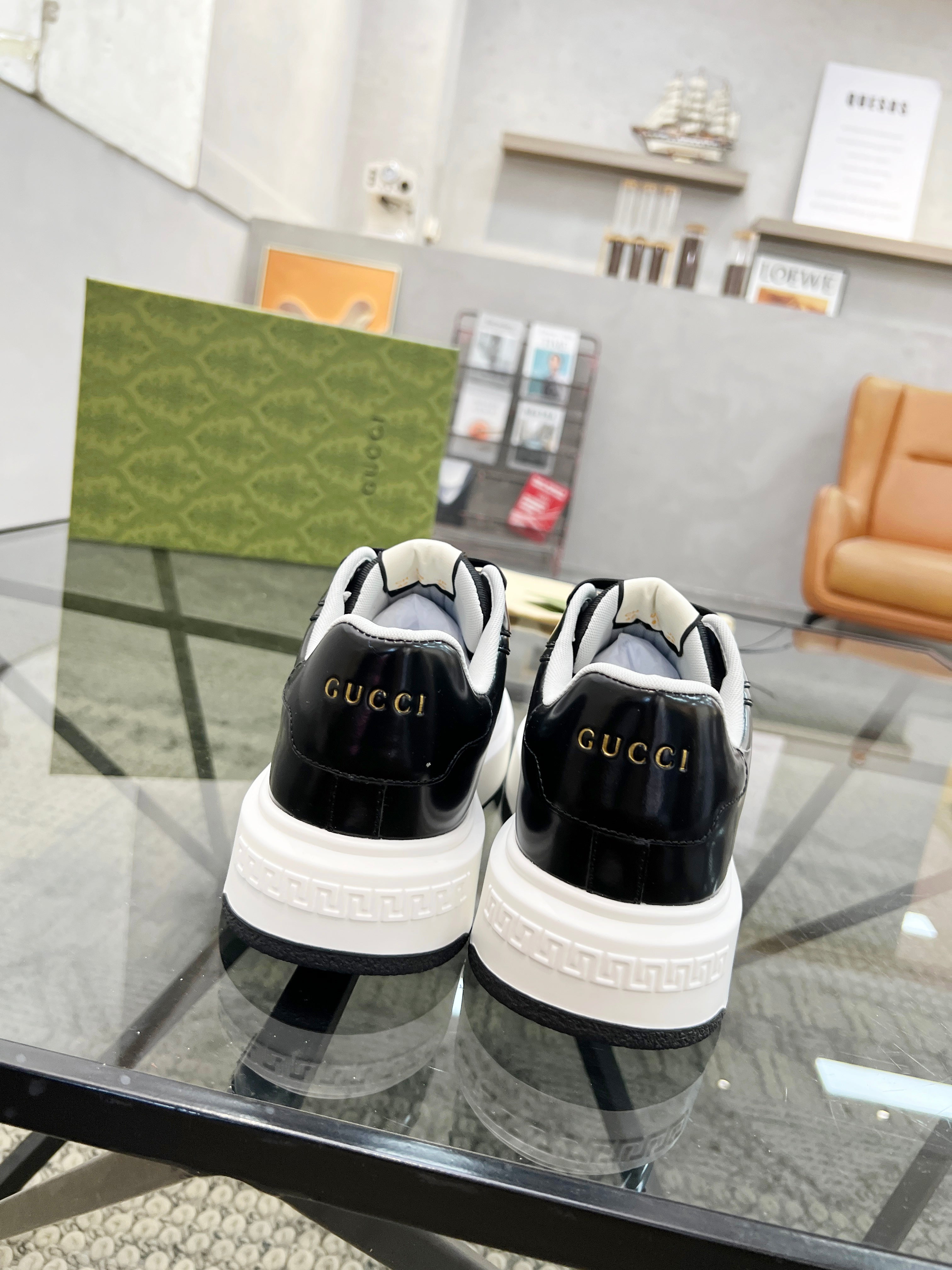 GG Men's Platform Sneaker Black Patent Leather 523472