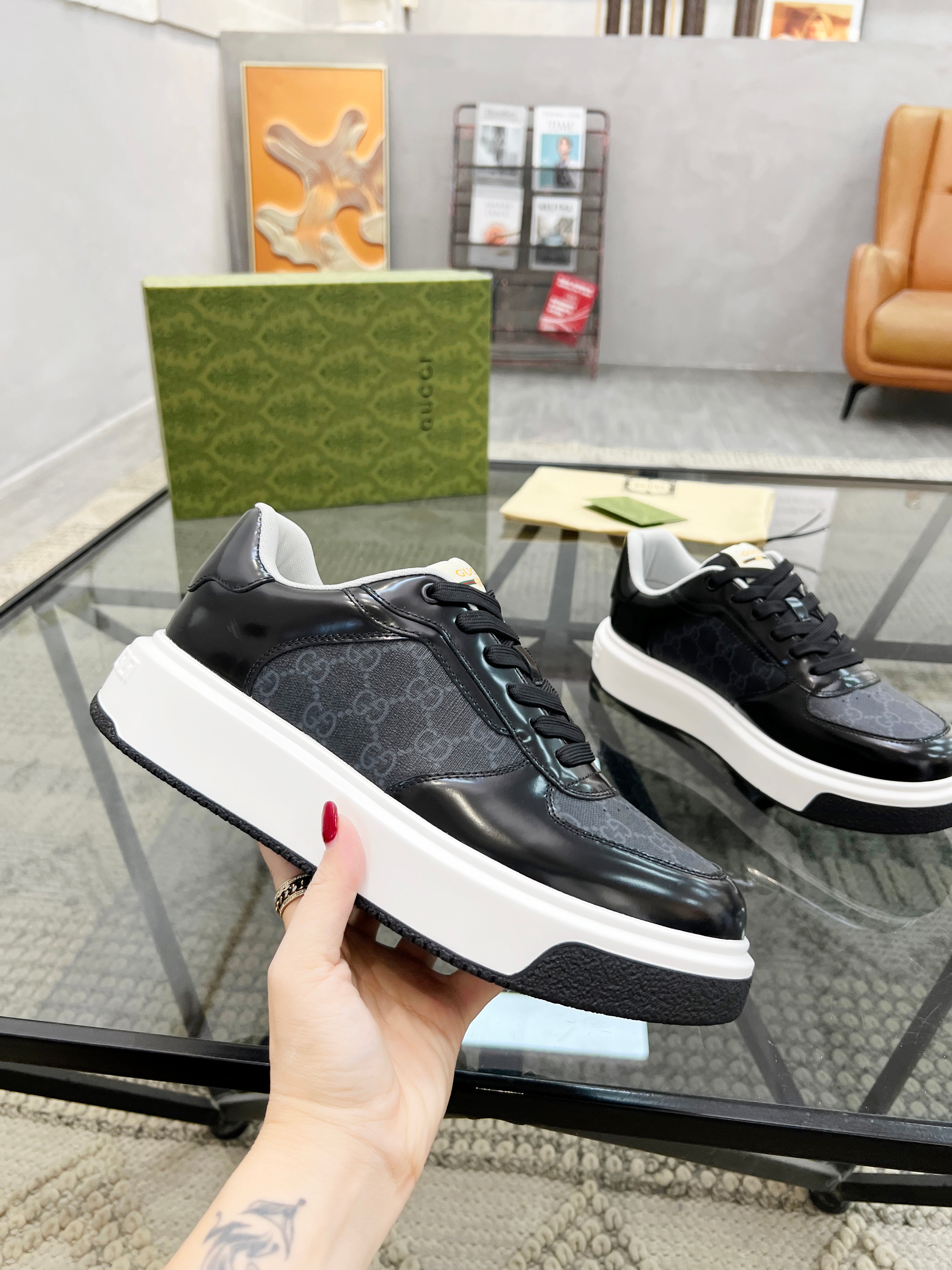 GG Men's Platform Sneaker Black Patent Leather 523472