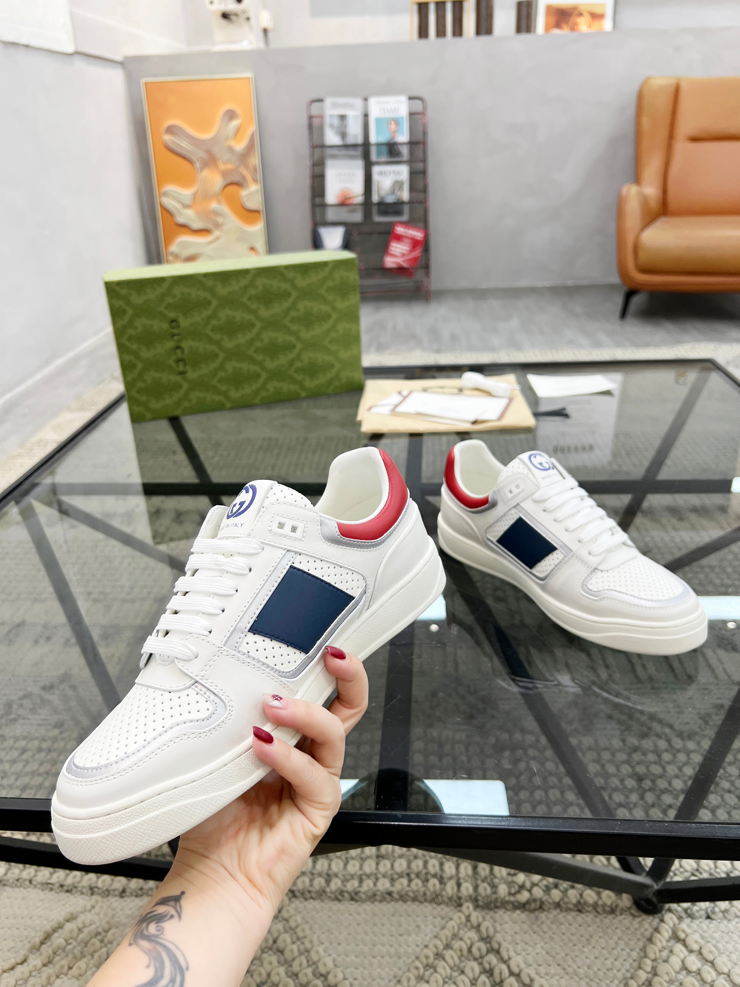 GG Men's Sneaker White Cowhide 525901