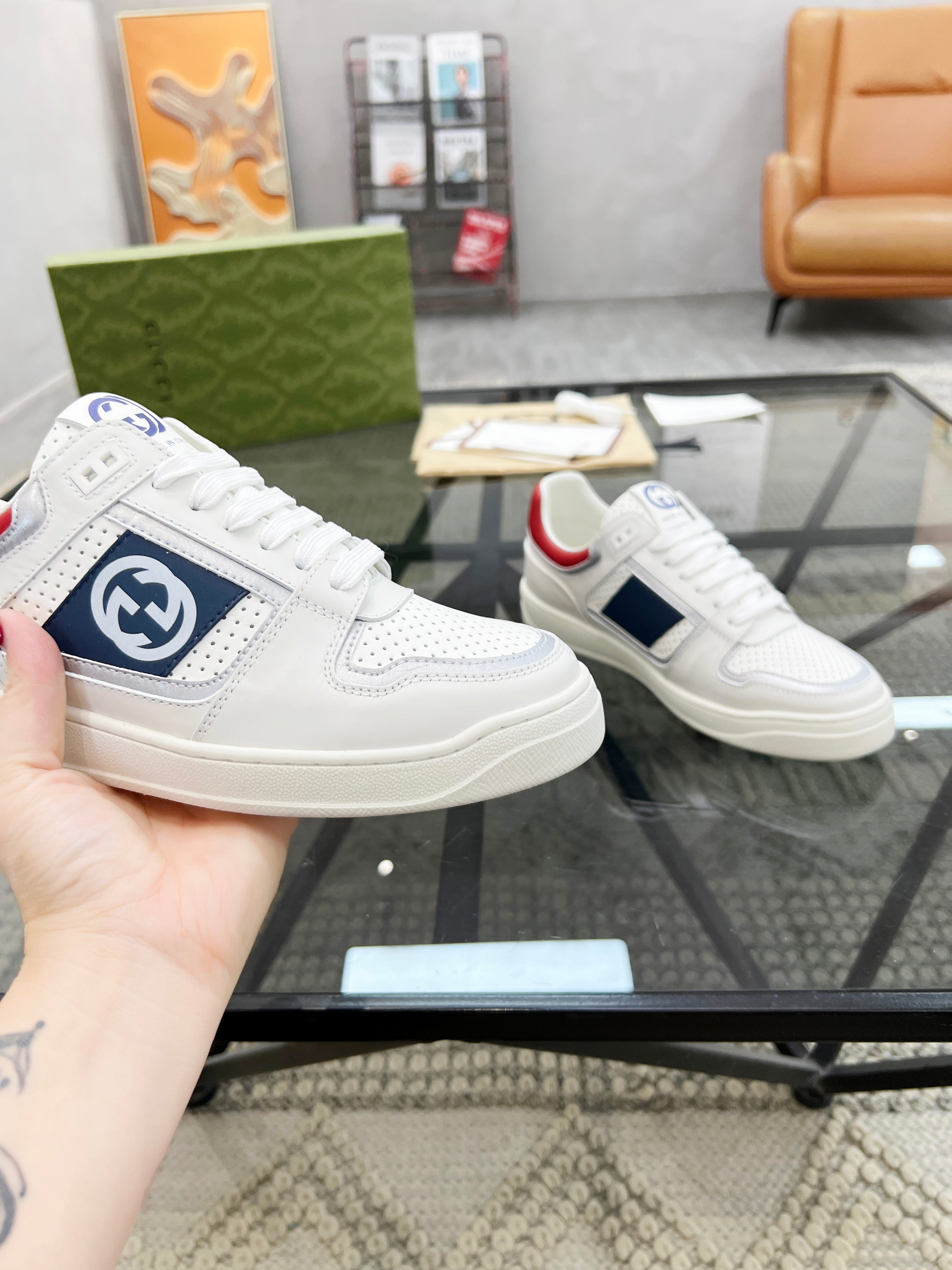 GG Men's Sneaker White Cowhide 525901