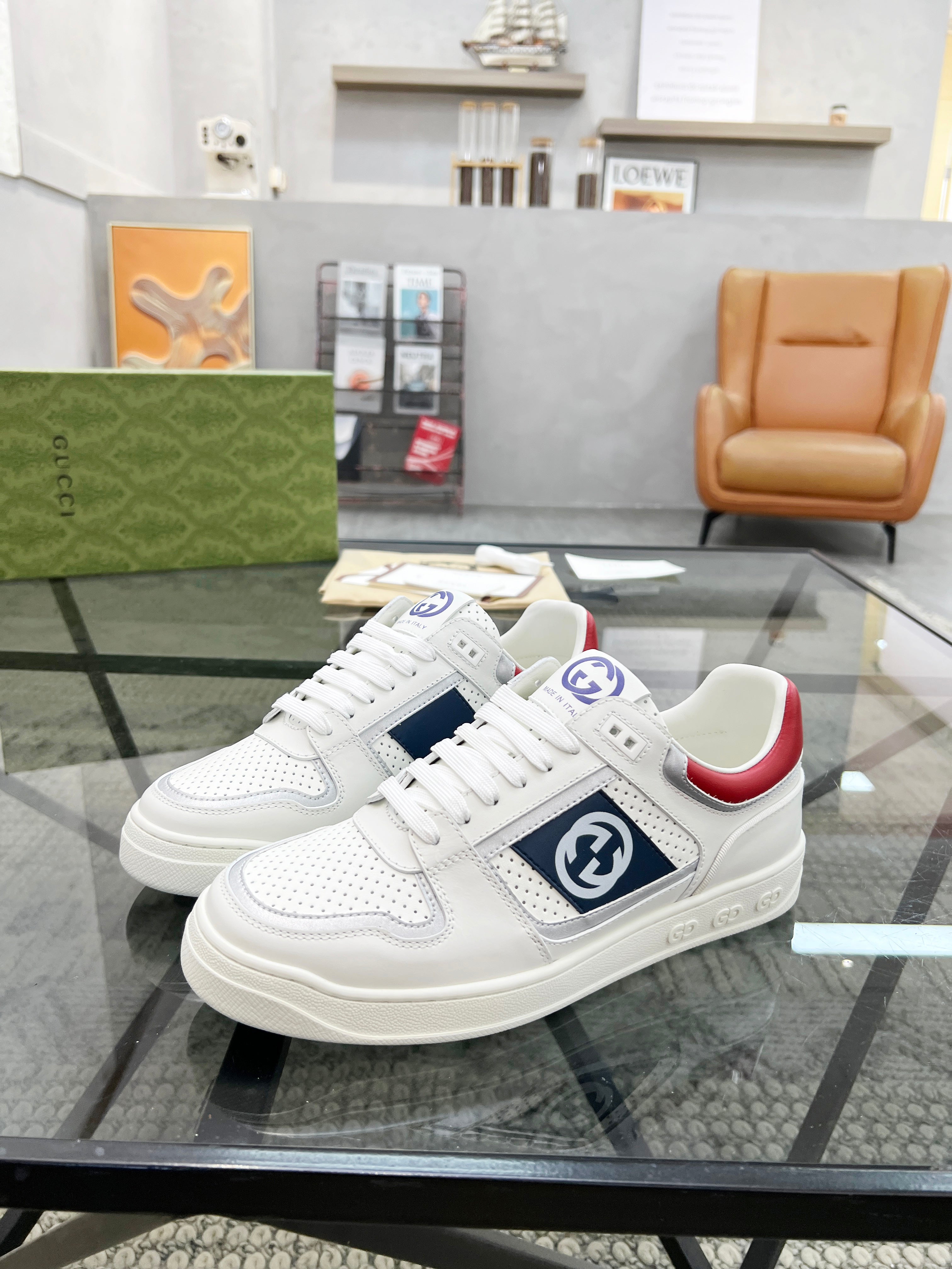 GG Men's Sneaker White Cowhide 525901