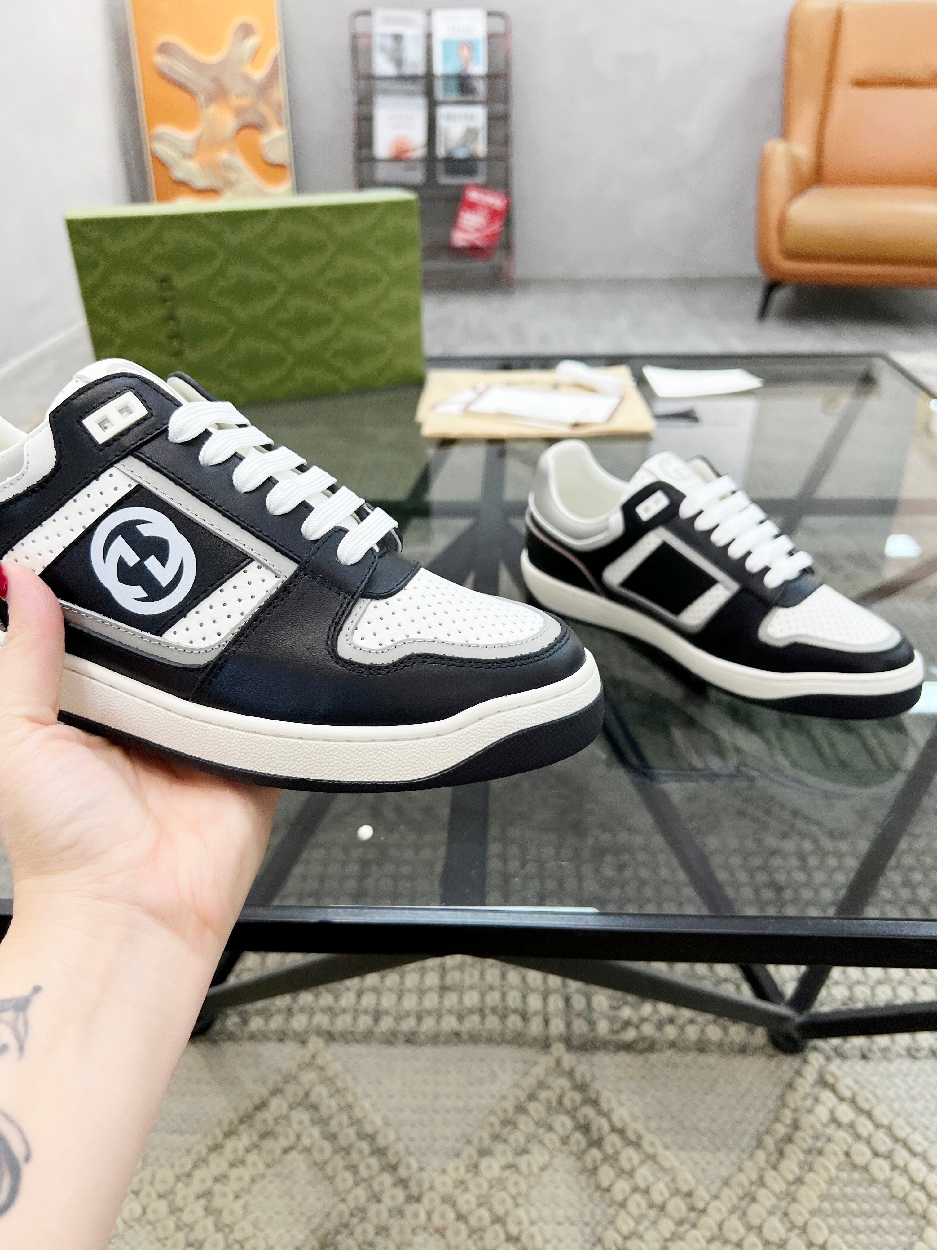 GG Men's Sneaker White Black Cowhide 525902