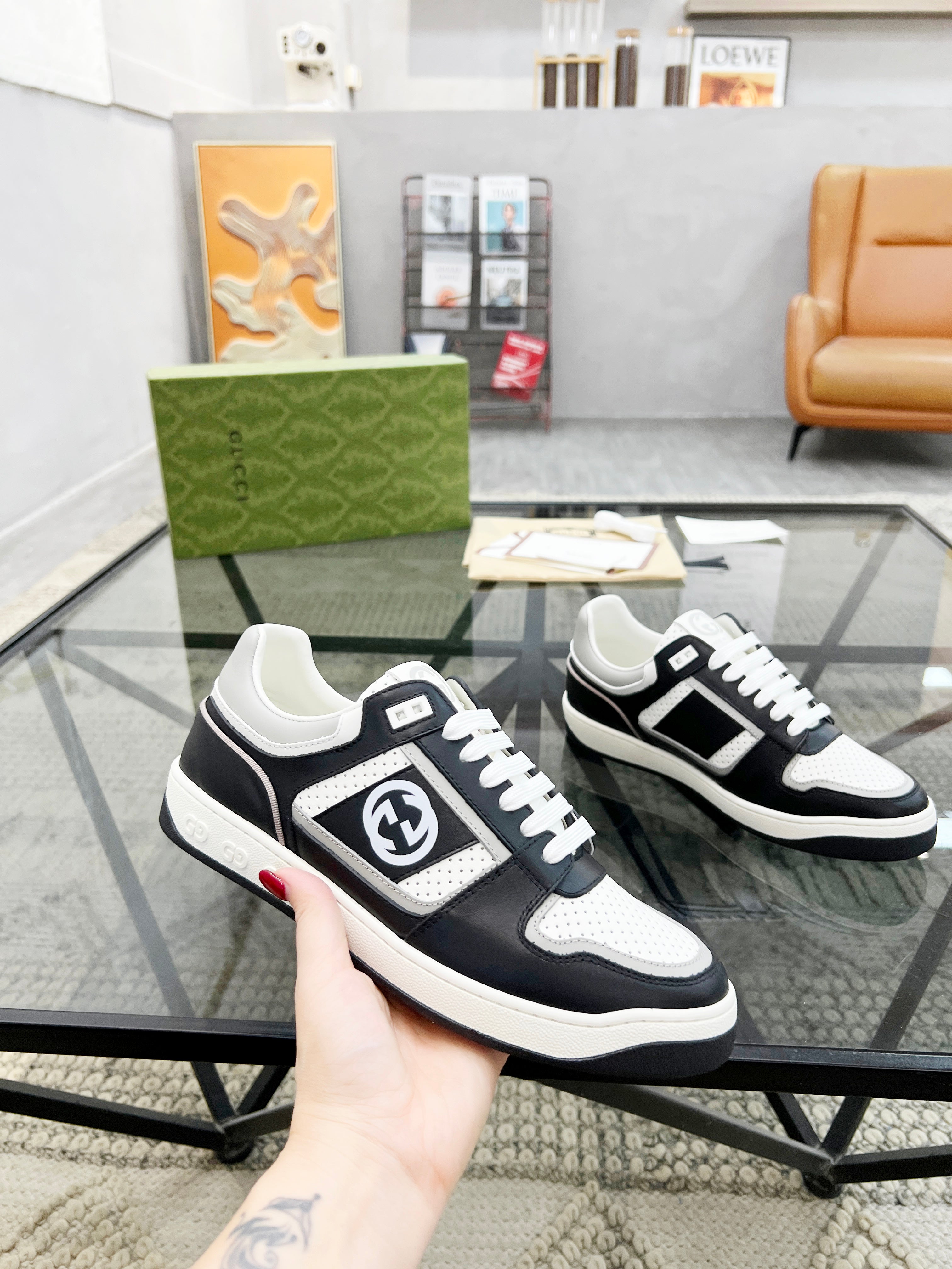 GG Men's Sneaker White Black Cowhide 525902