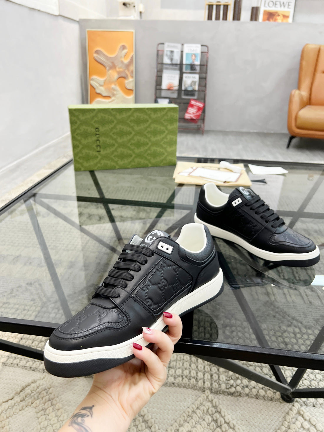 GG Men's Sneaker Black White Embossed Cowhide 525909