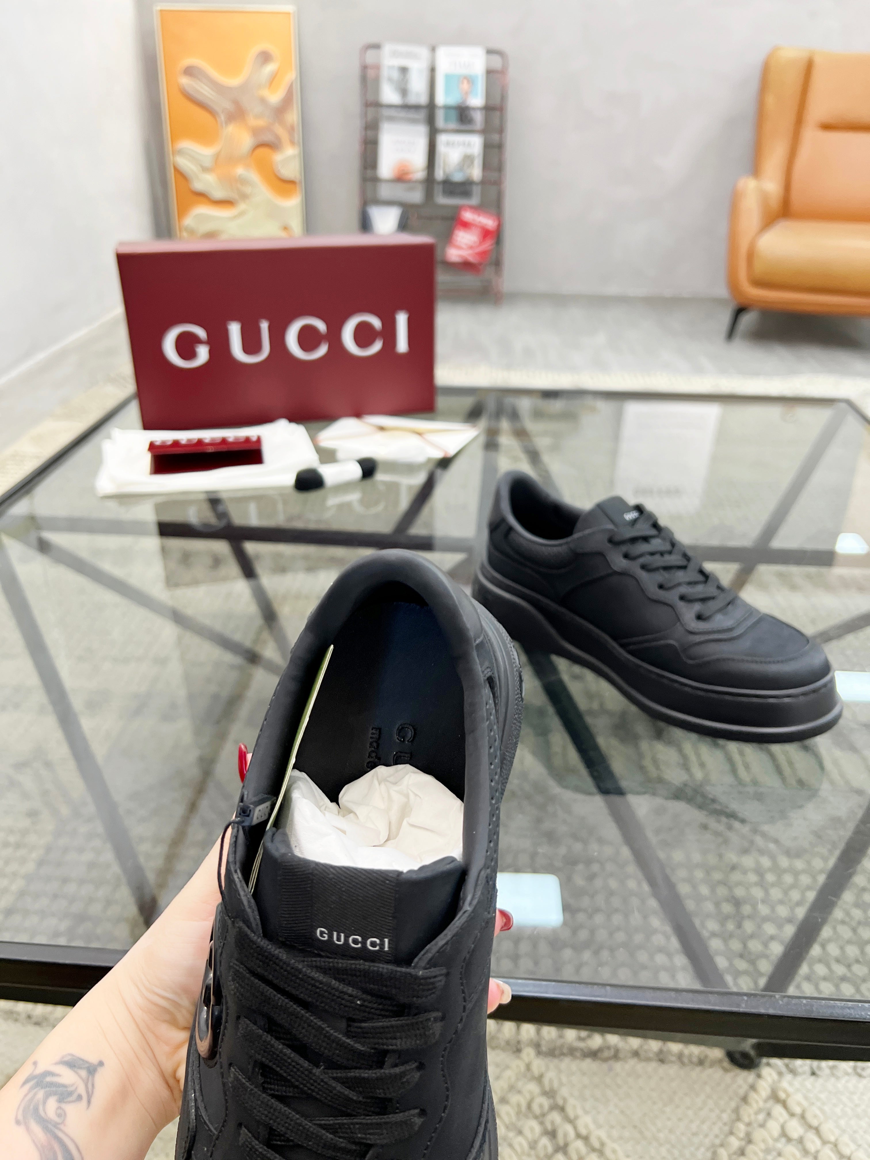 GG Men's Sneaker Black Cowhide 525914