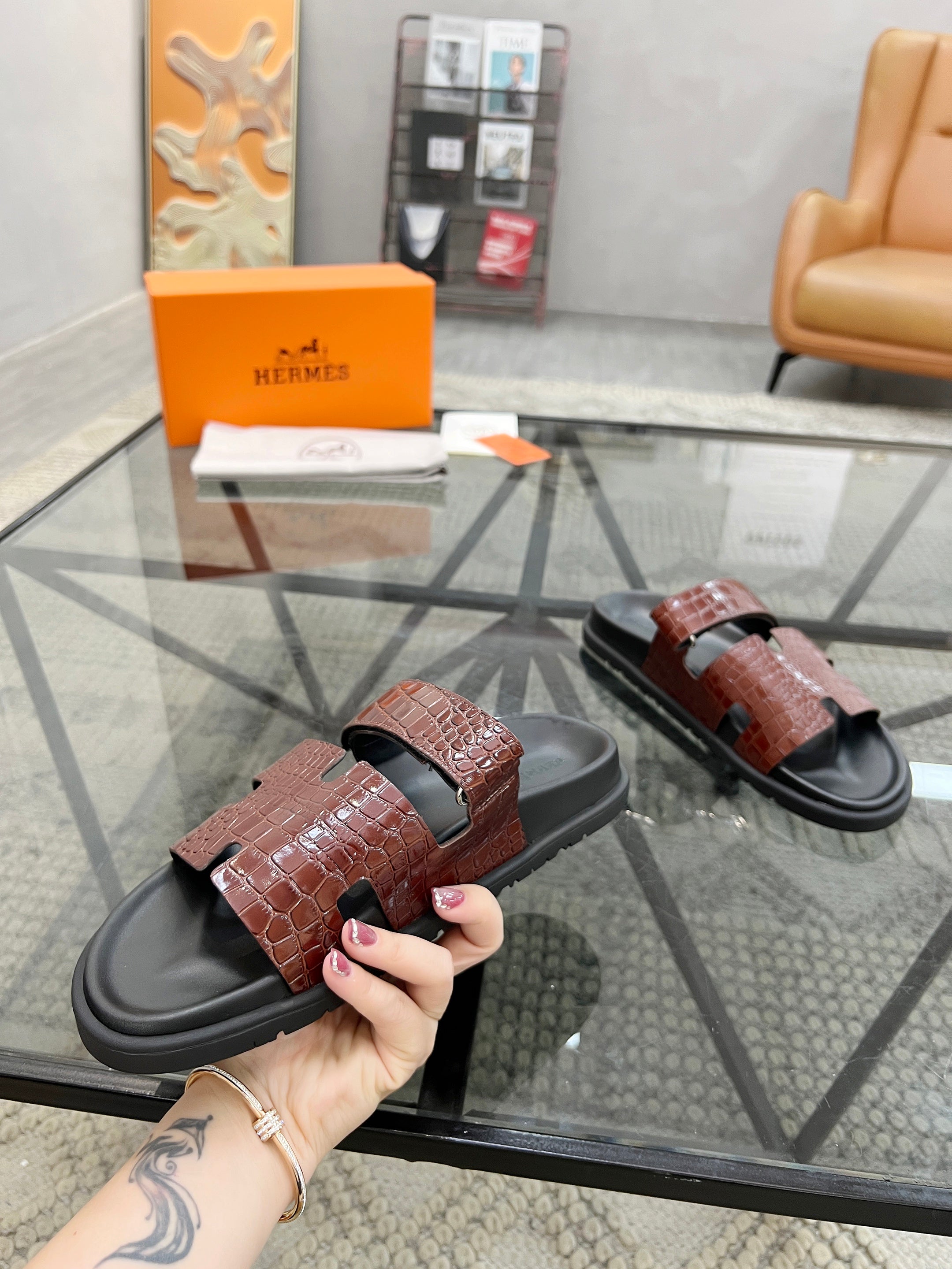 HM Men's Chypre Slide Red Cowhide 544582