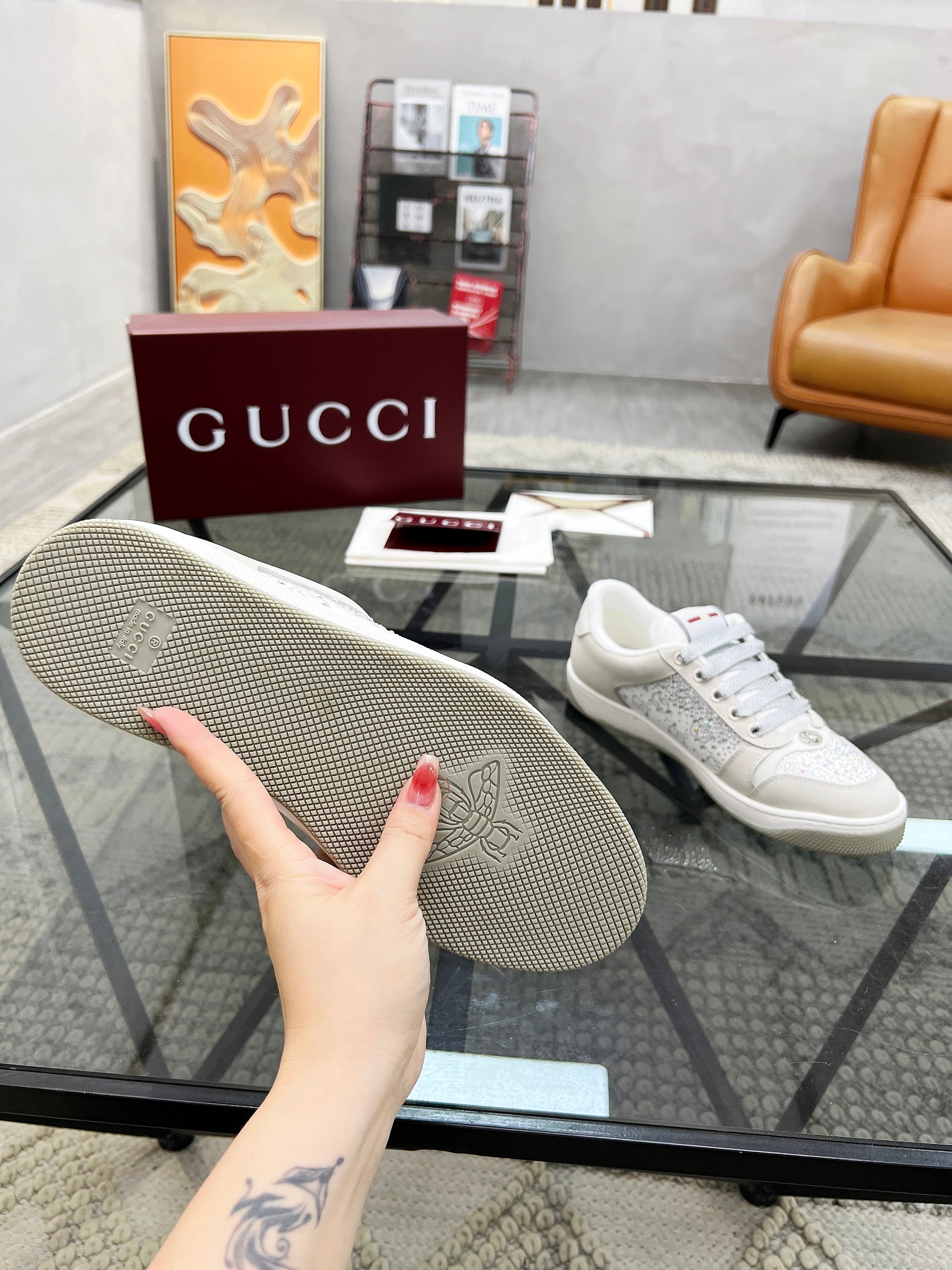 GG Men's Screener Sneaker White Diamond Cowhide 559030