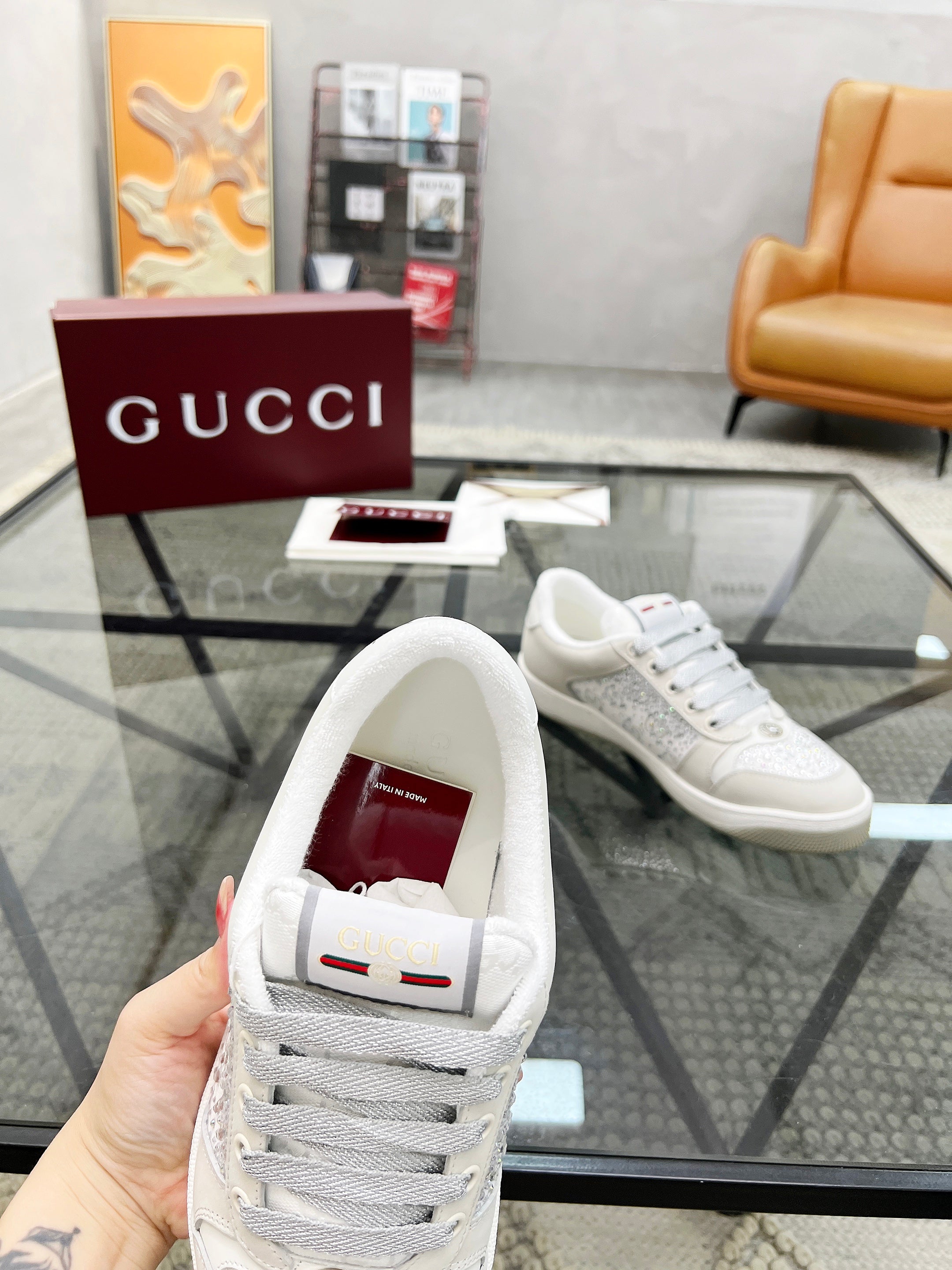 GG Men's Screener Sneaker White Diamond Cowhide 559030