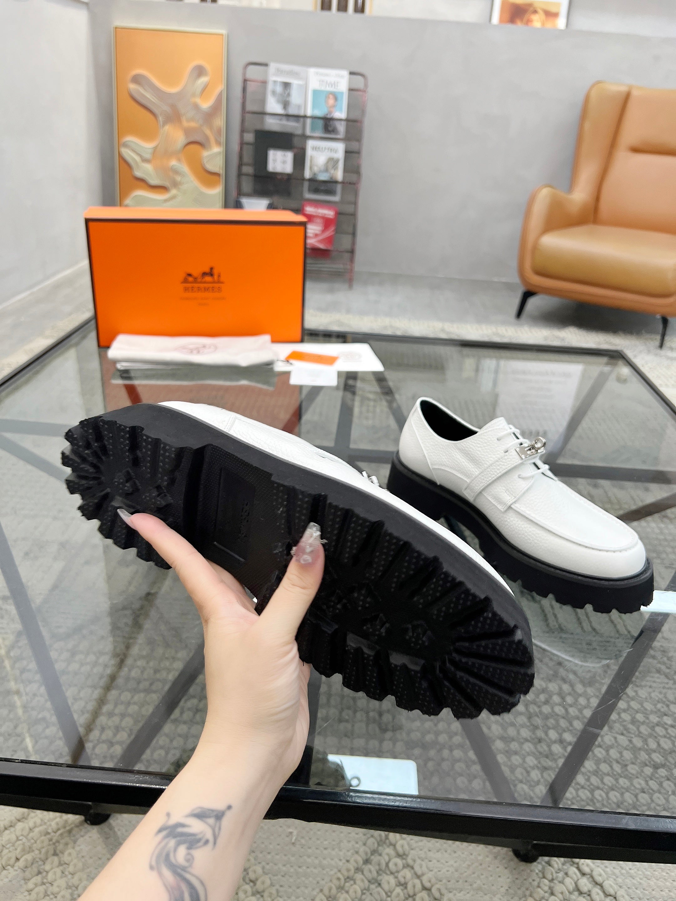 HM Men's First oxford Loafer White Cowhide 590525