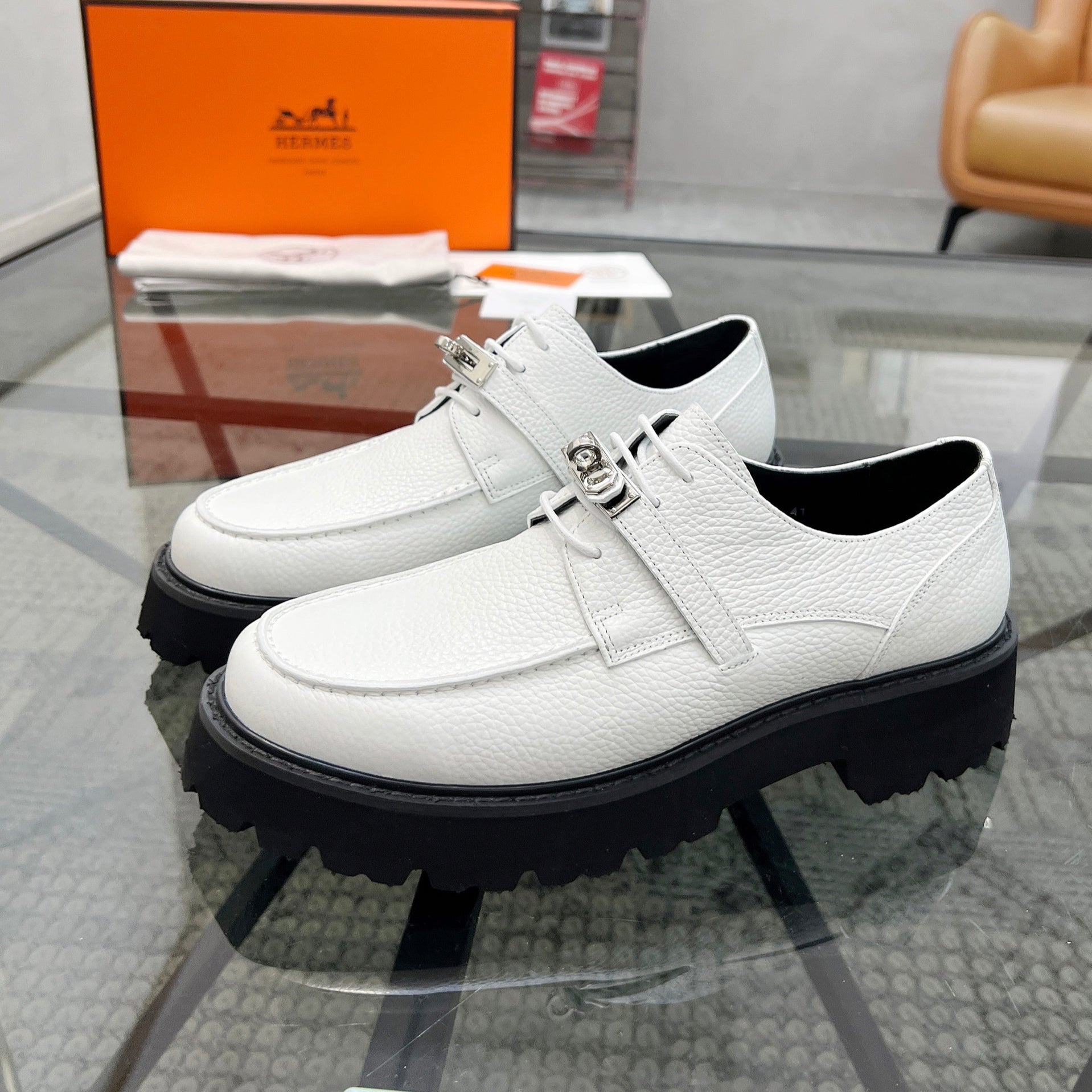 HM Men's First oxford Loafer White Cowhide 590525