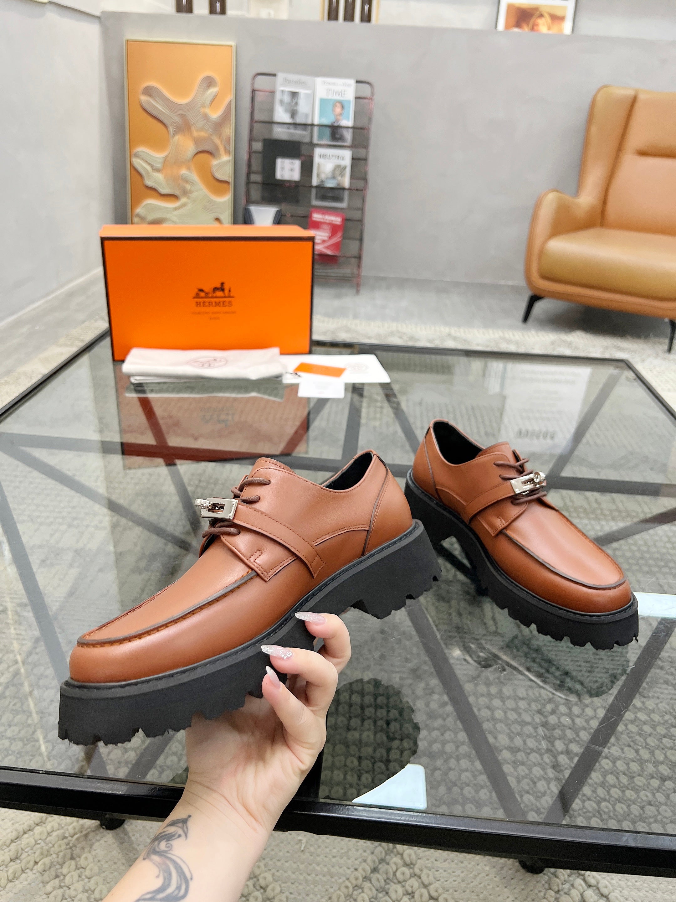 HM Men's First Oxford Loafer Brown Cowhide 590527