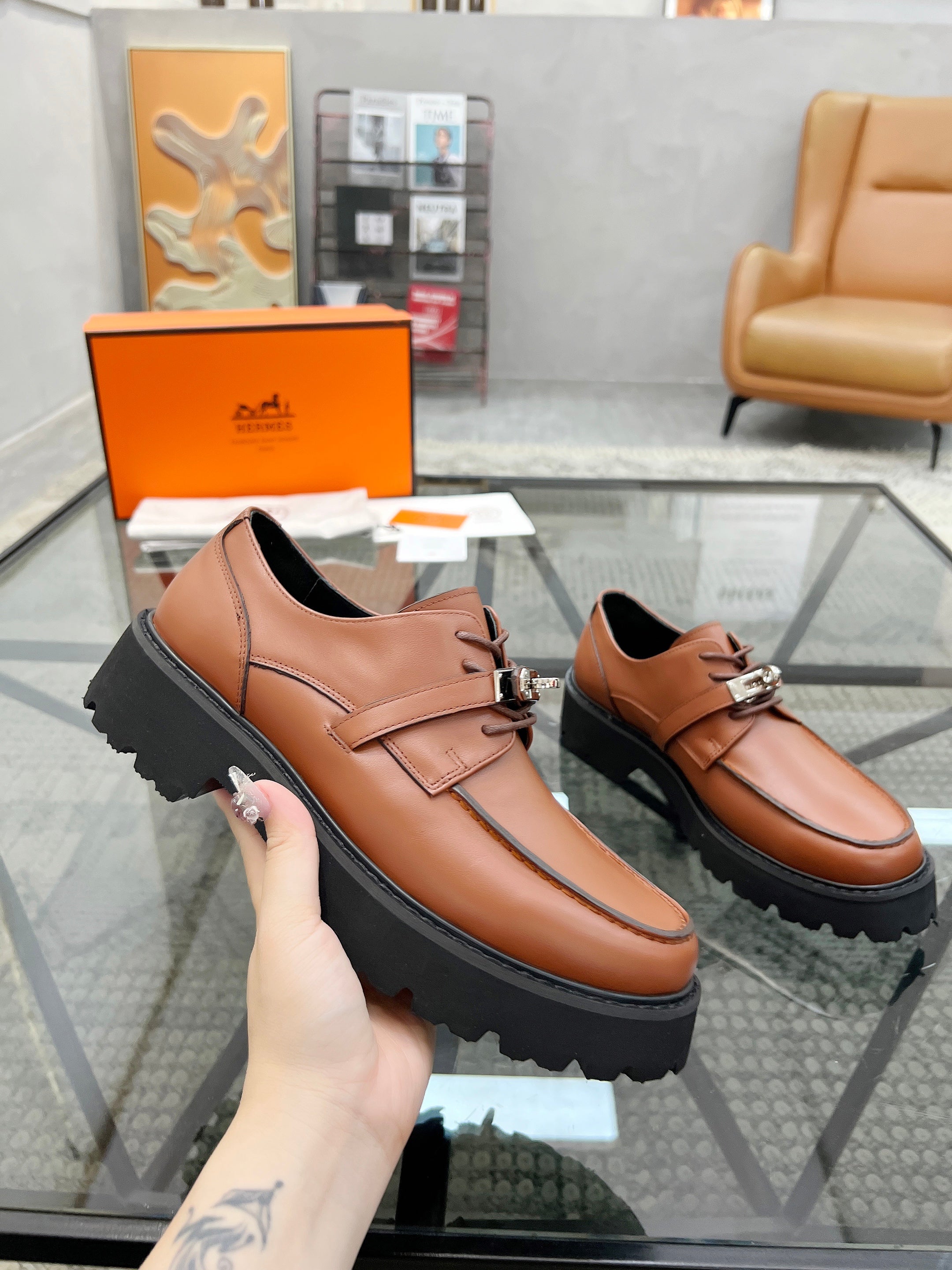 HM Men's First Oxford Loafer Brown Cowhide 590527