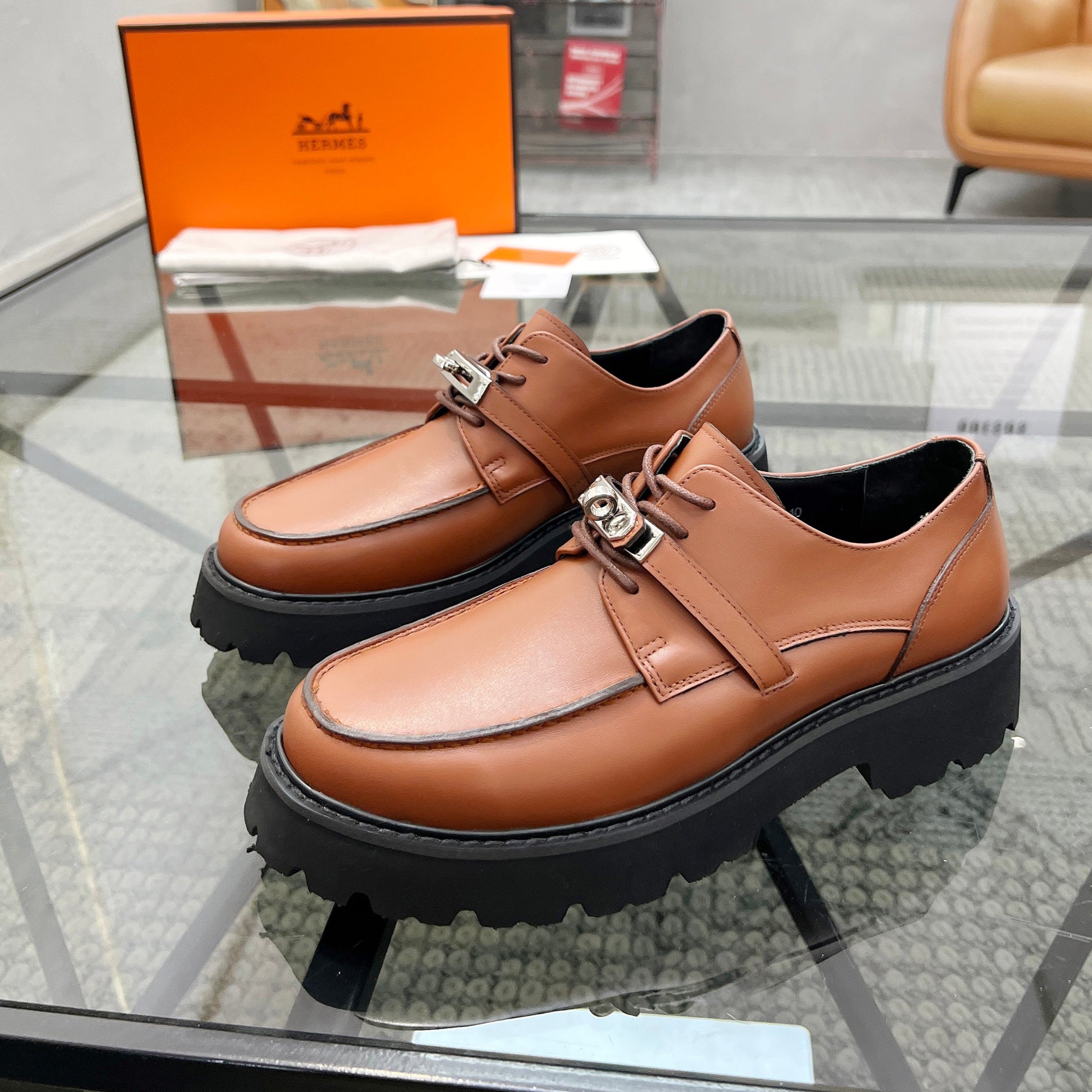 HM Men's First Oxford Loafer Brown Cowhide 590527