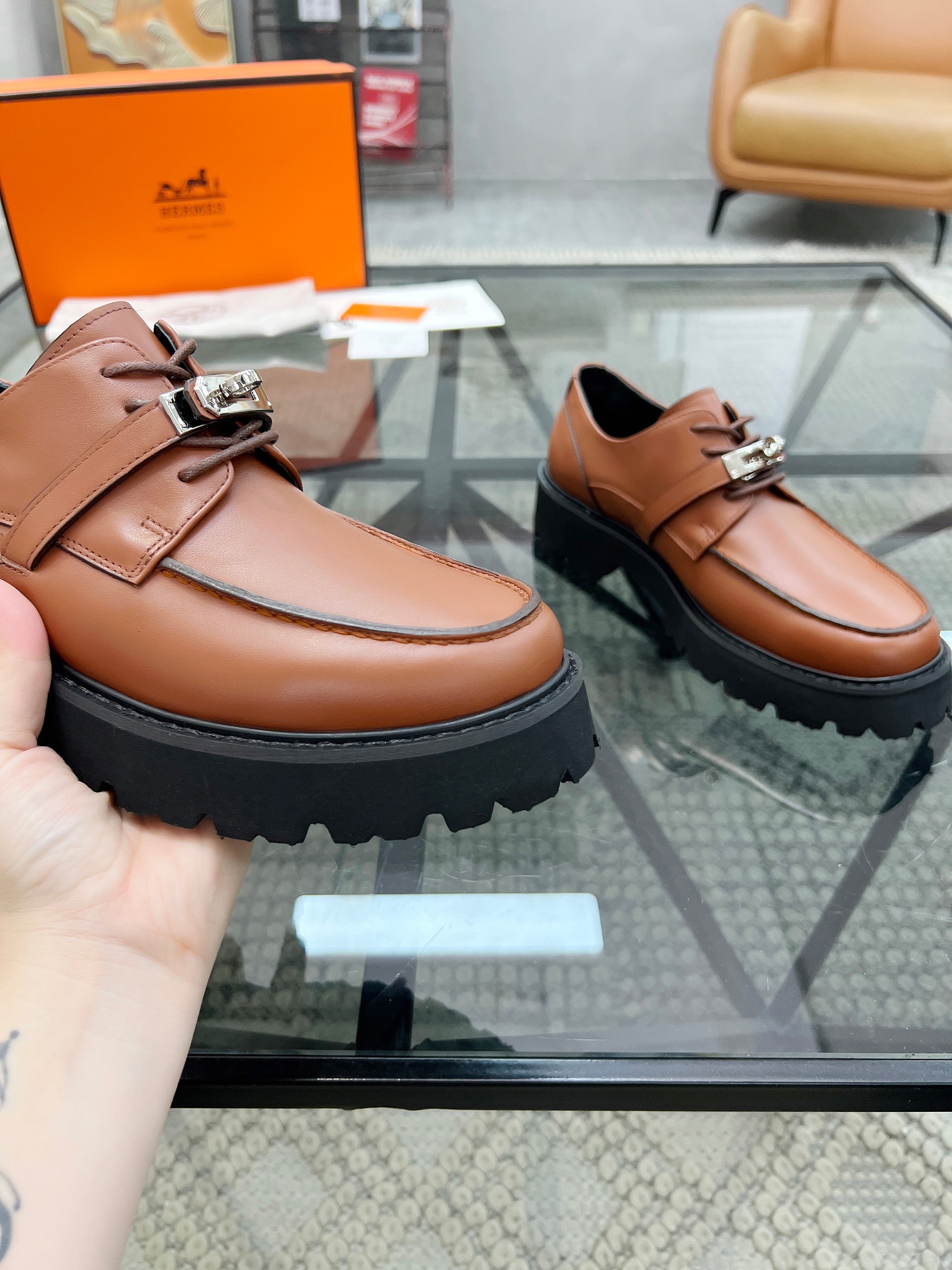 HM Men's First Oxford Loafer Brown Cowhide 590527