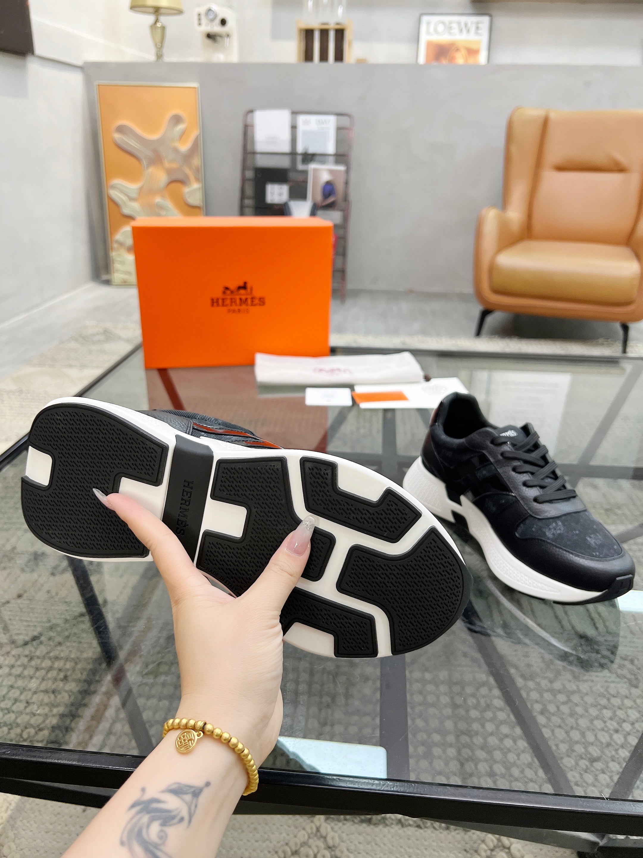 HM Men's Sneaker Black Cowhide Fabric 603852