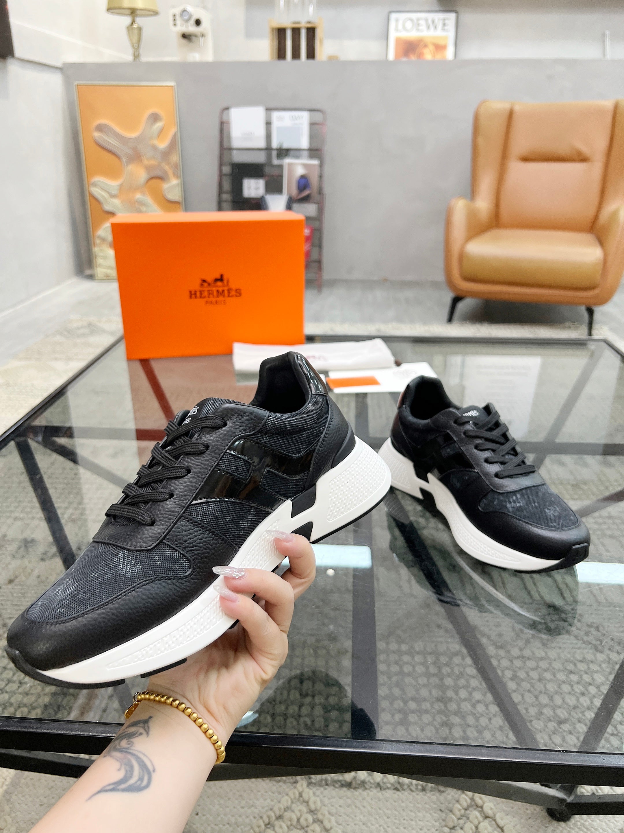 HM Men's Sneaker Black Cowhide Fabric 603852