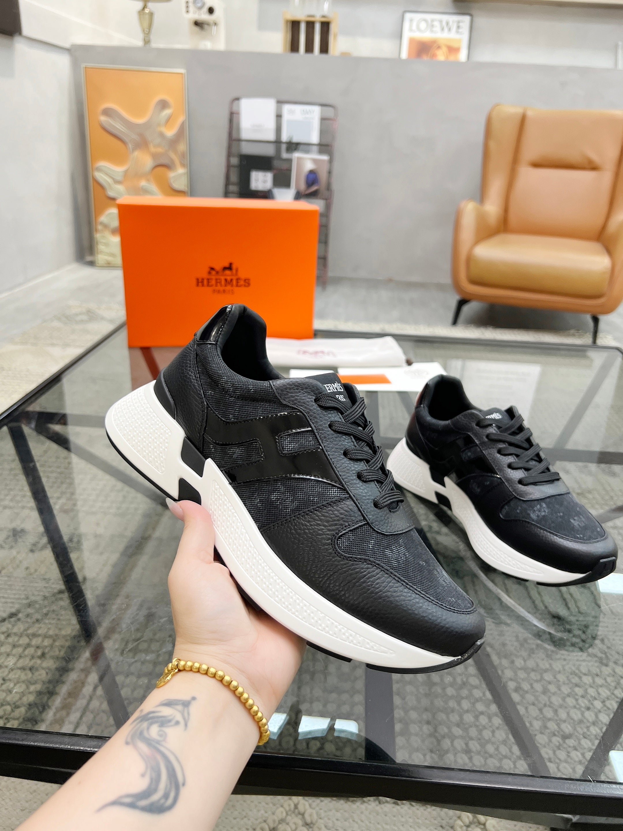 HM Men's Sneaker Black Cowhide Fabric 603852