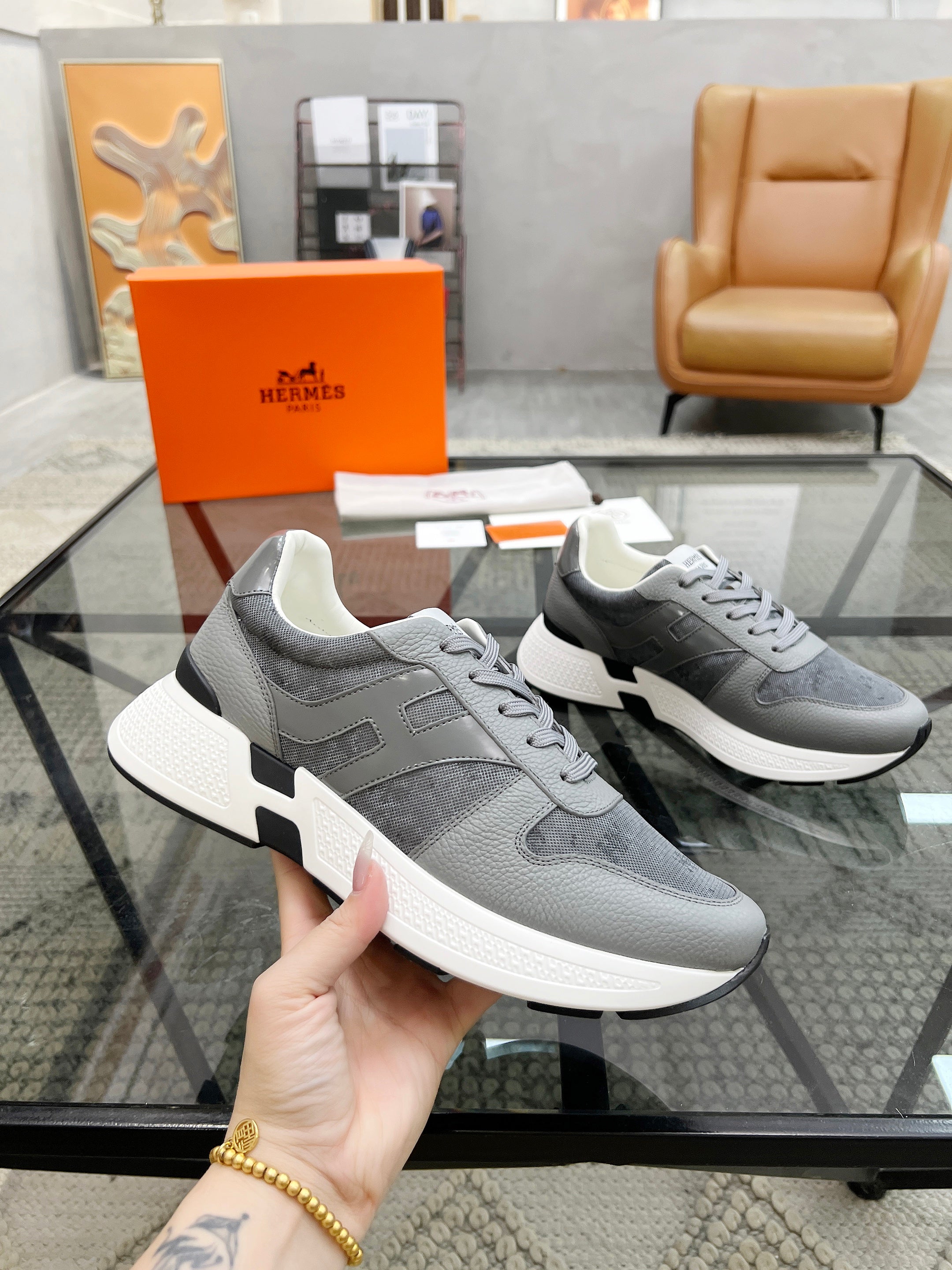 HM Men's Sneaker Grey Cowhide Fabric 603854