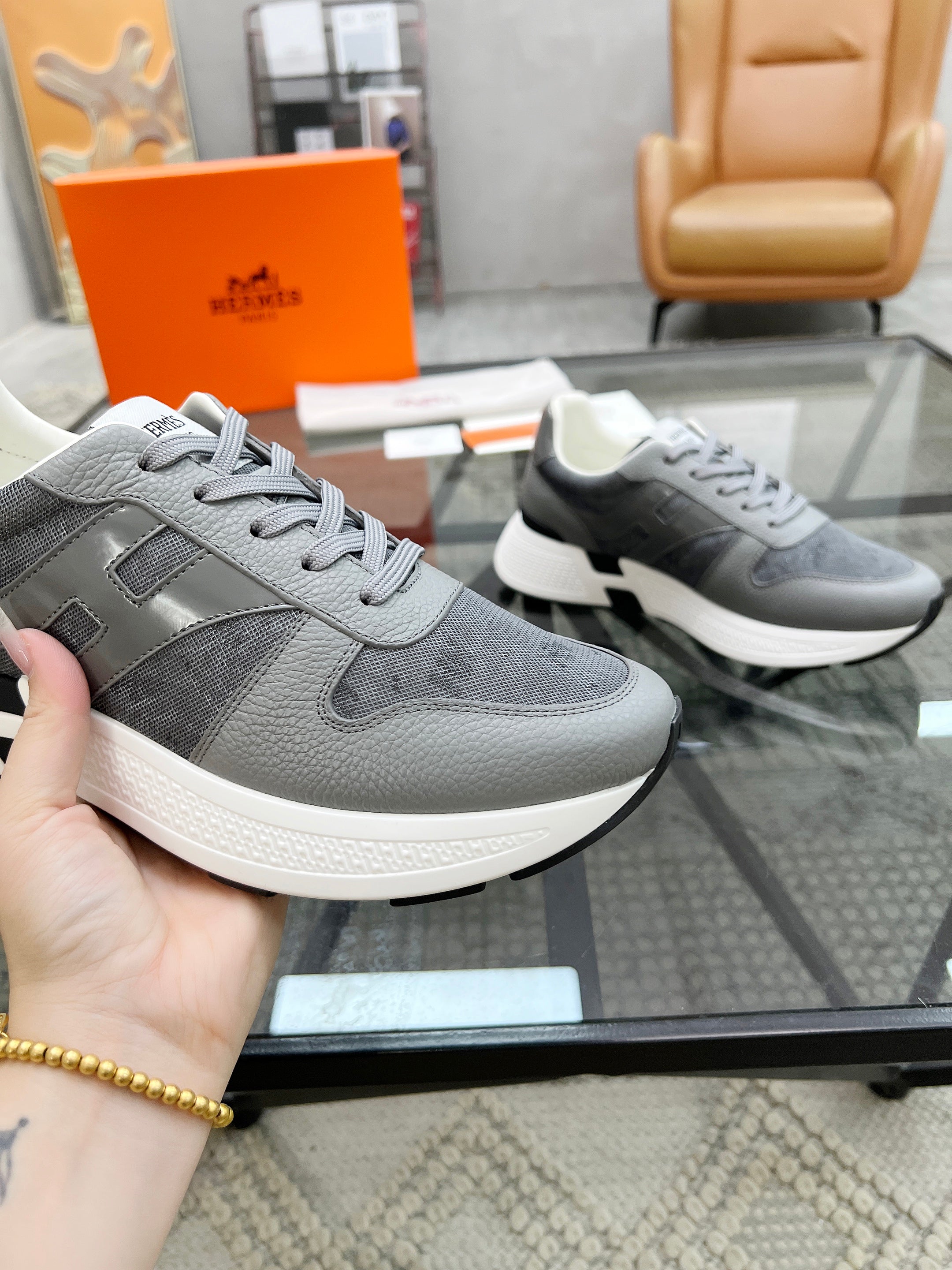 HM Men's Sneaker Grey Cowhide Fabric 603854