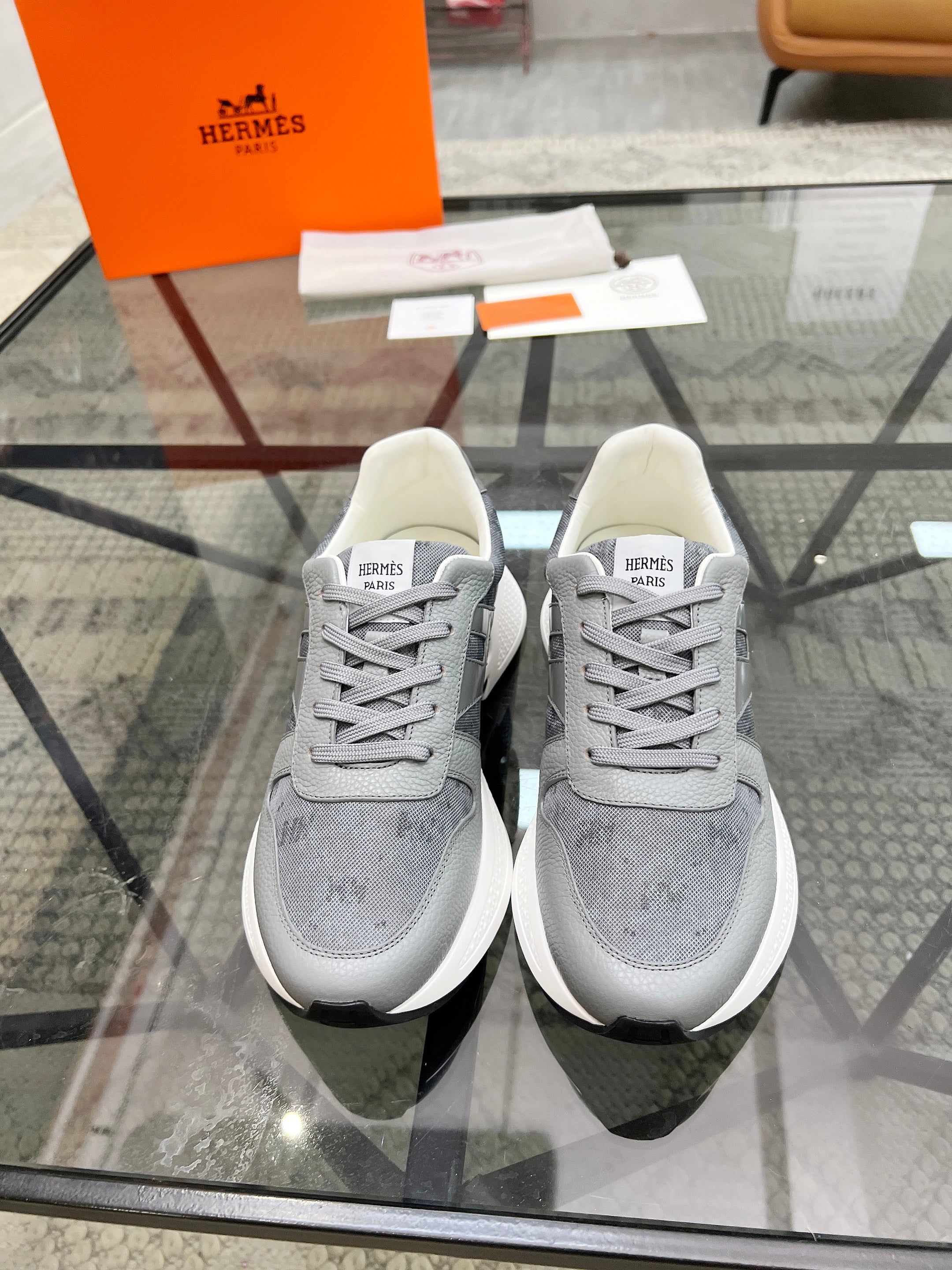 HM Men's Sneaker Grey Cowhide Fabric 603854