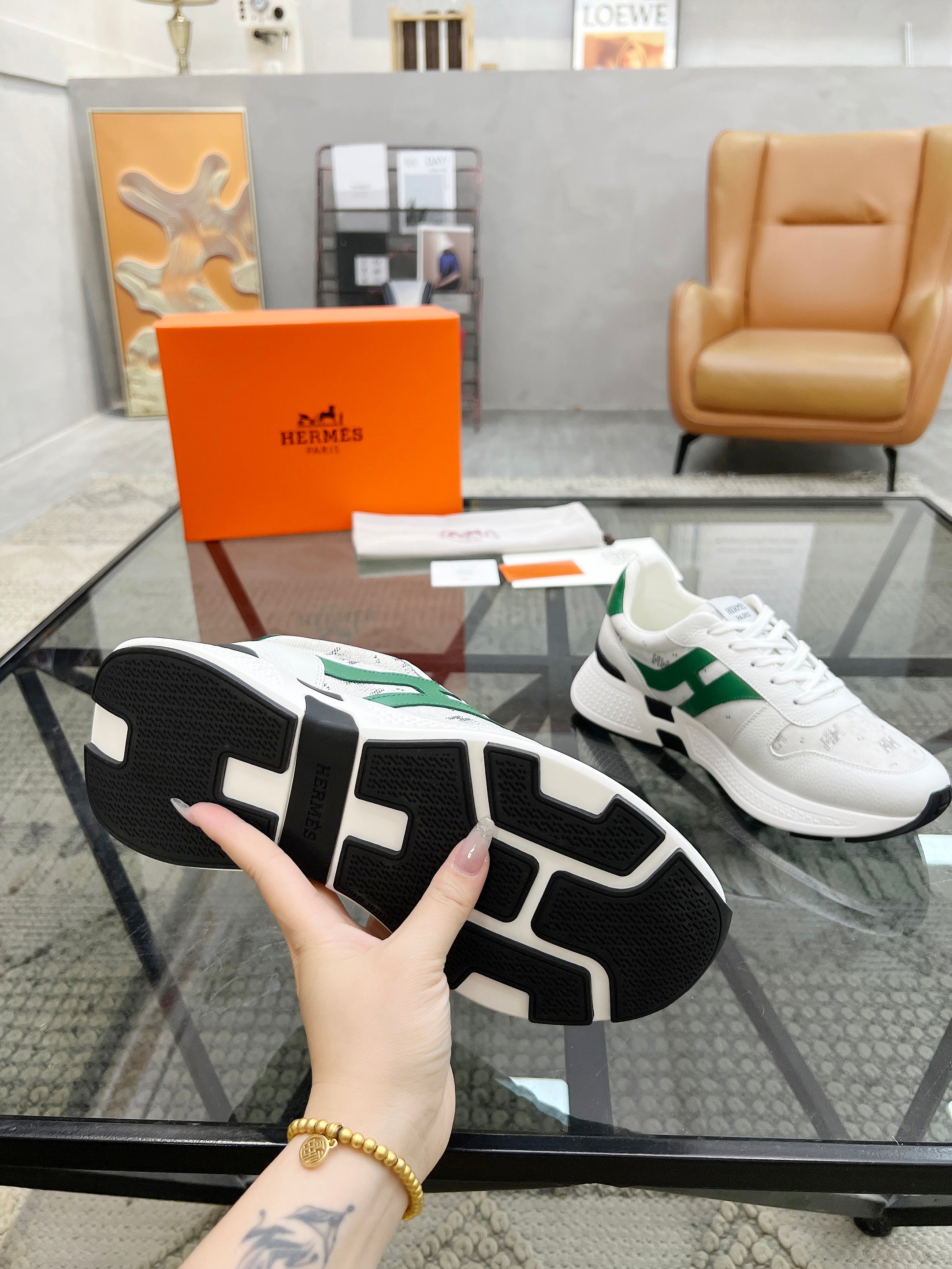 HM Men's Sneaker White Cowhide Fabric 603855