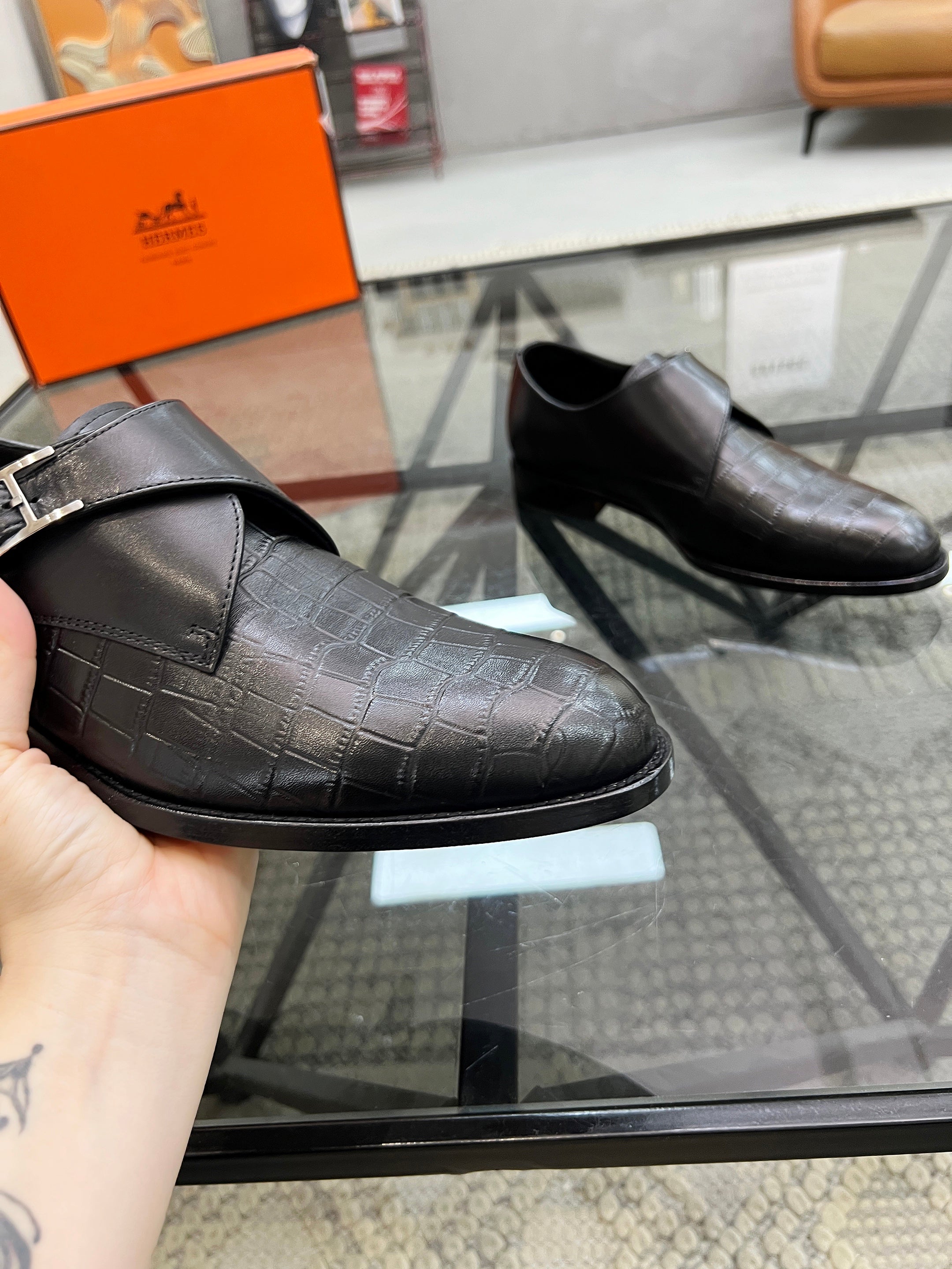 HM Men's Loafer Embossed Black Cowhide 638516