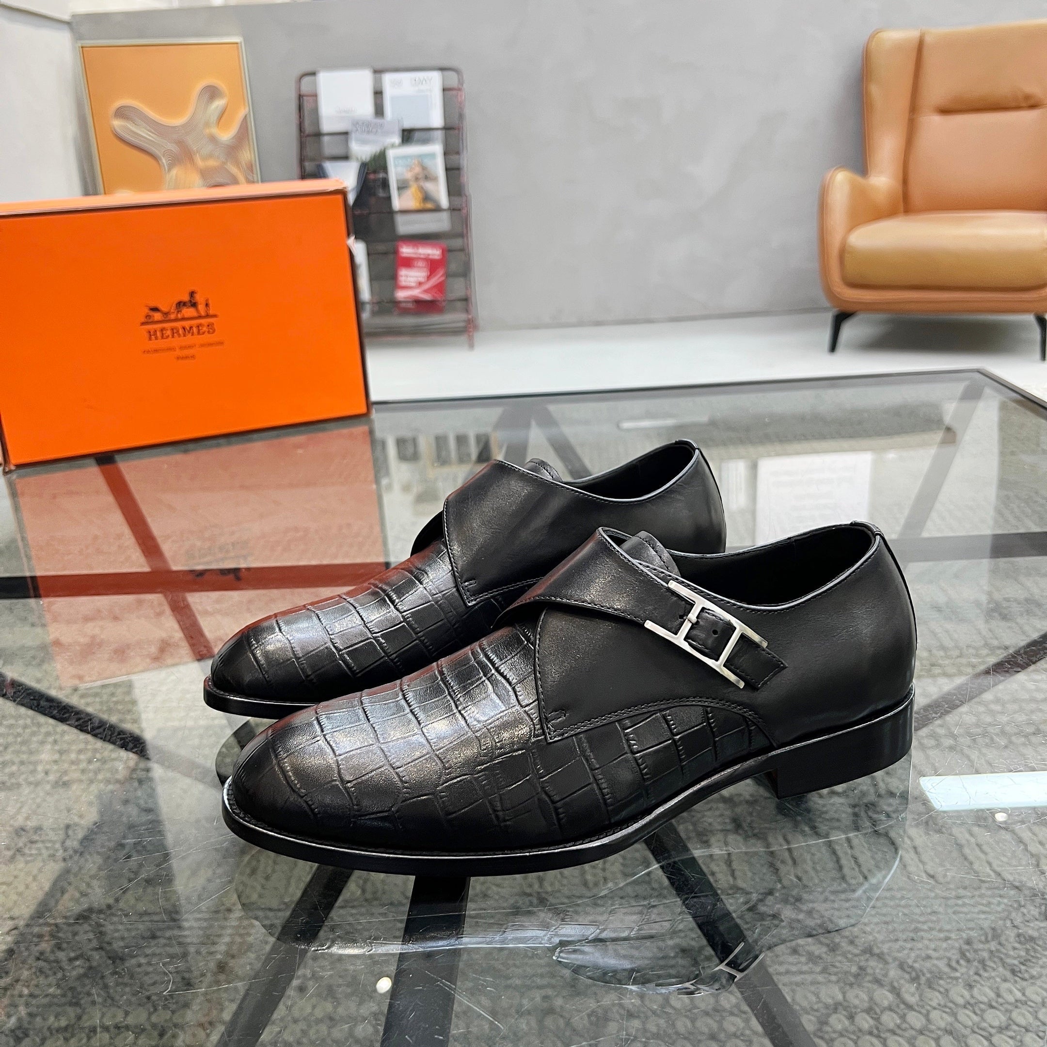 HM Men's Loafer Embossed Black Cowhide 638516