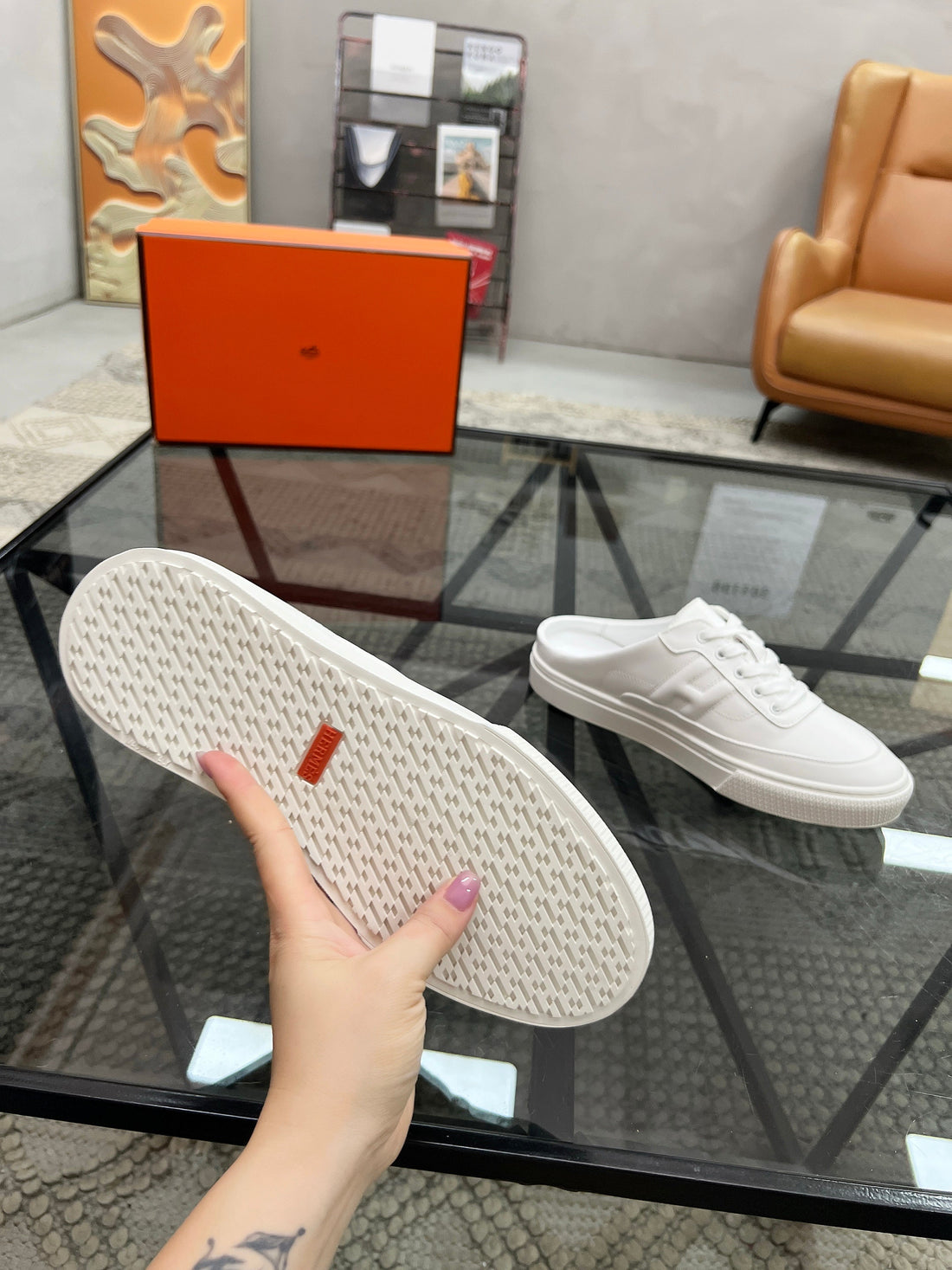 HM Men's Keep Mule White Cowhide 708686