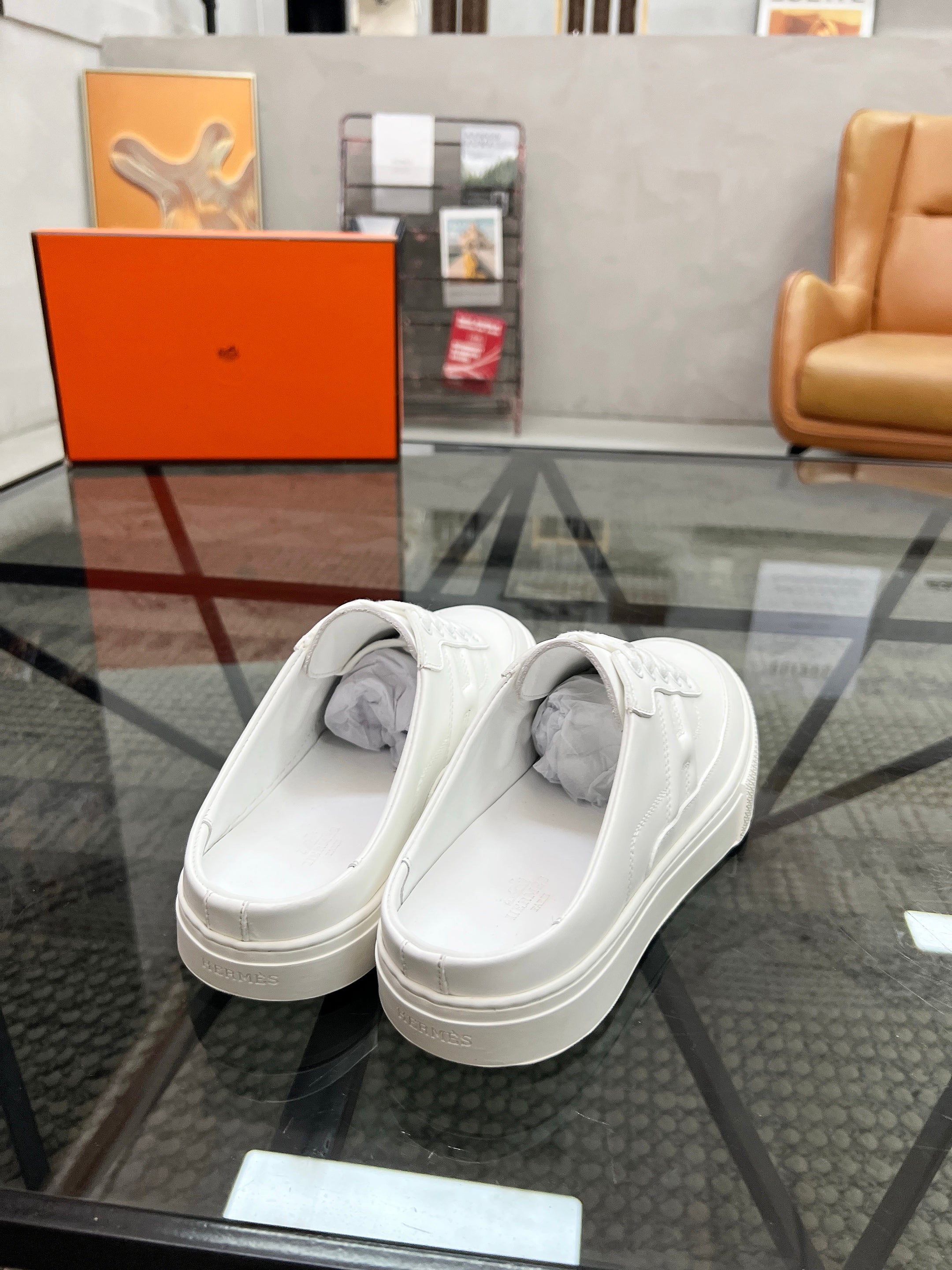 HM Men's Keep Mule White Cowhide 708686