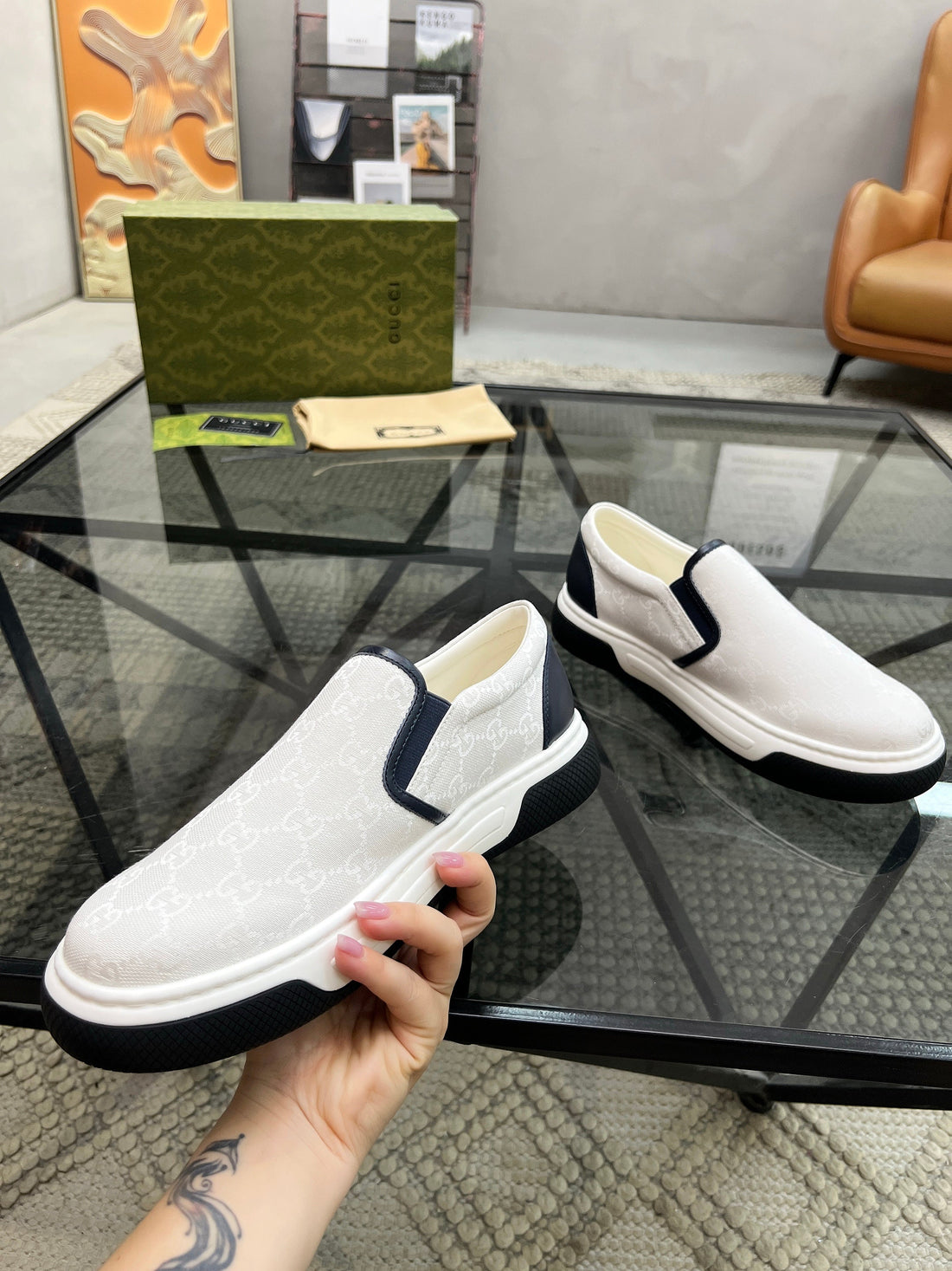 GG Men's Slip on Loafer White Printed Fabric 721523