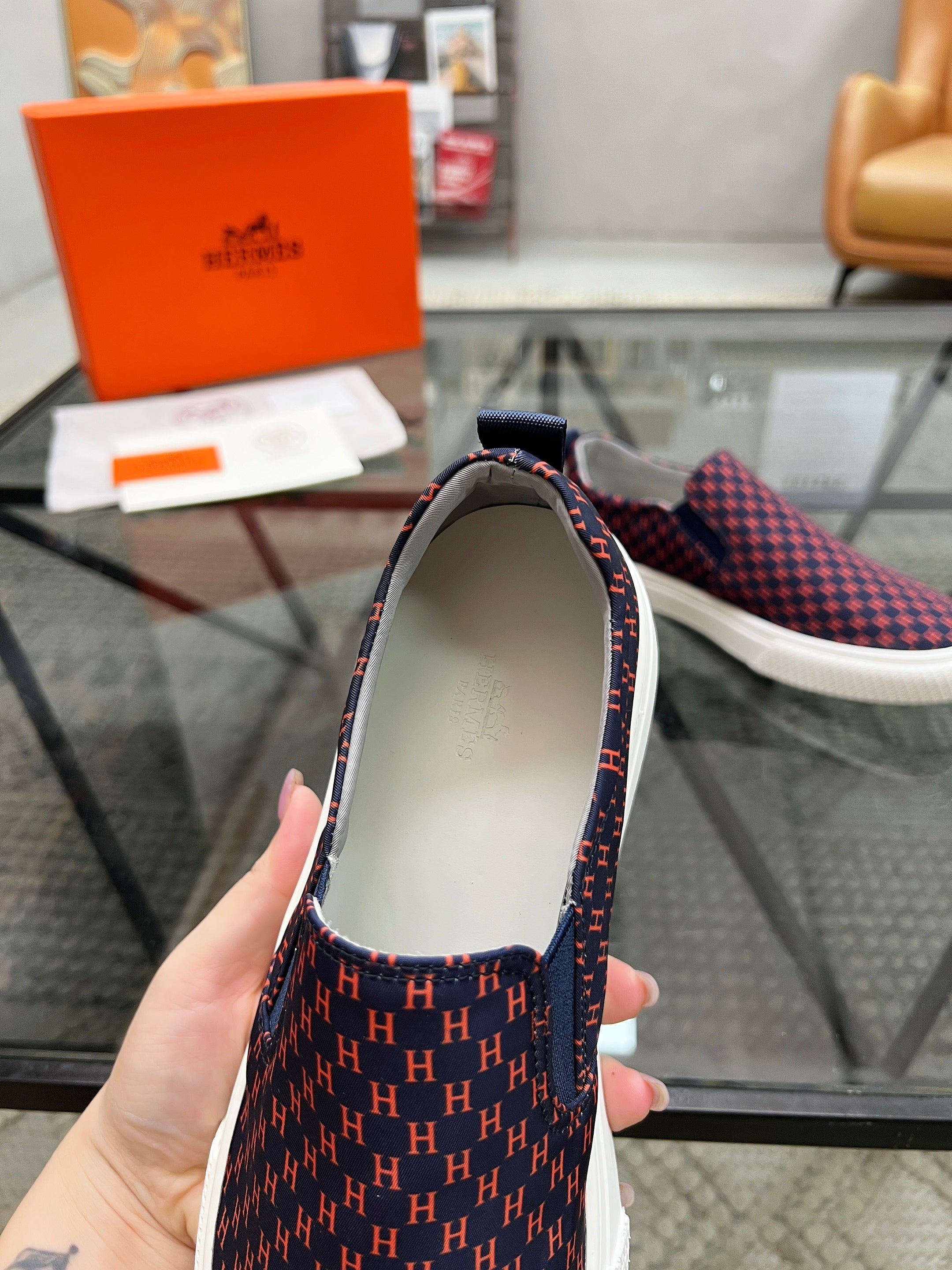 HM Men's Lucky Slip-on Blue Red Printed Fabric 741688