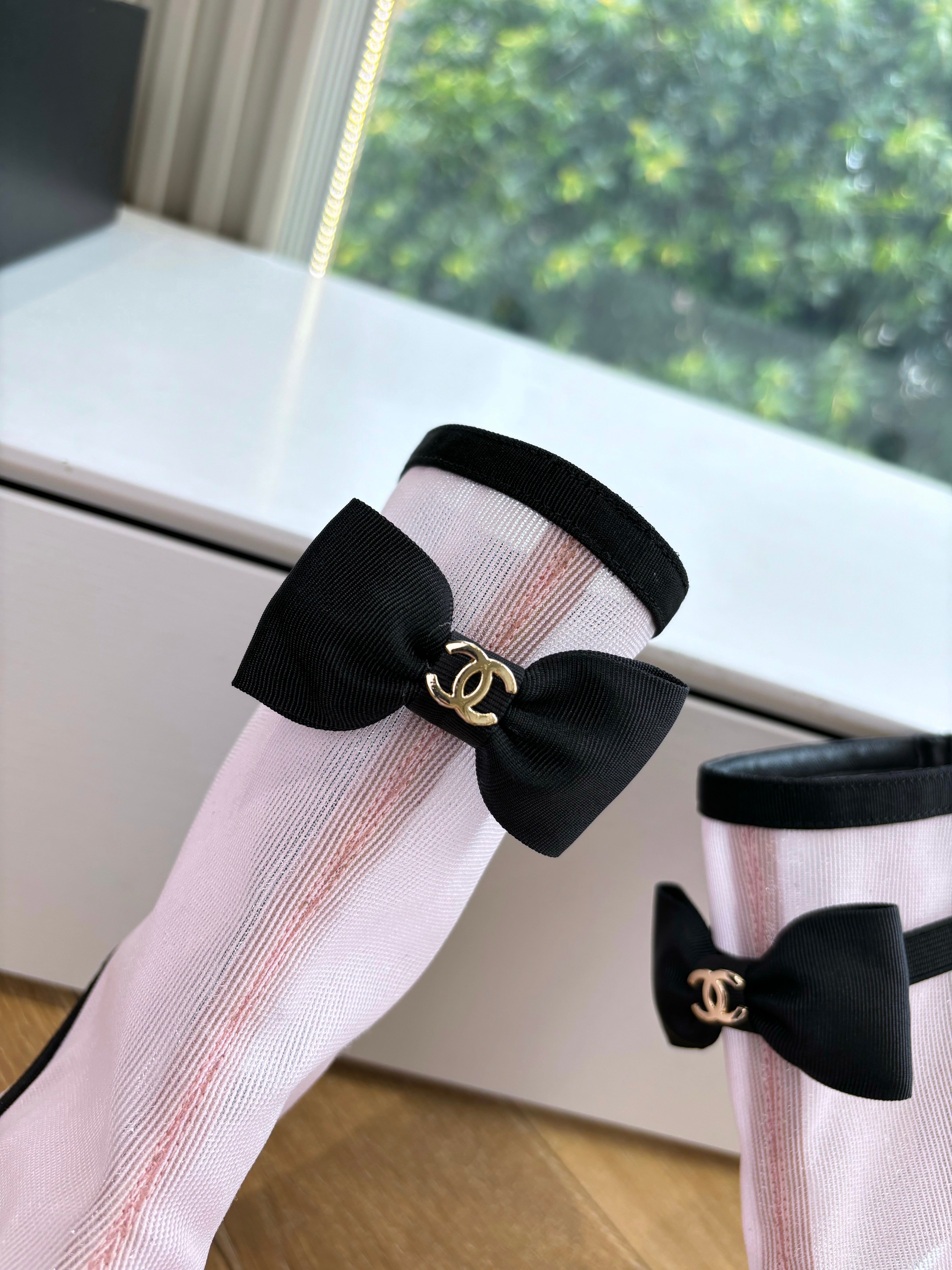 CC 25 Short Boot Light Pink Mesh Black Bow 430321