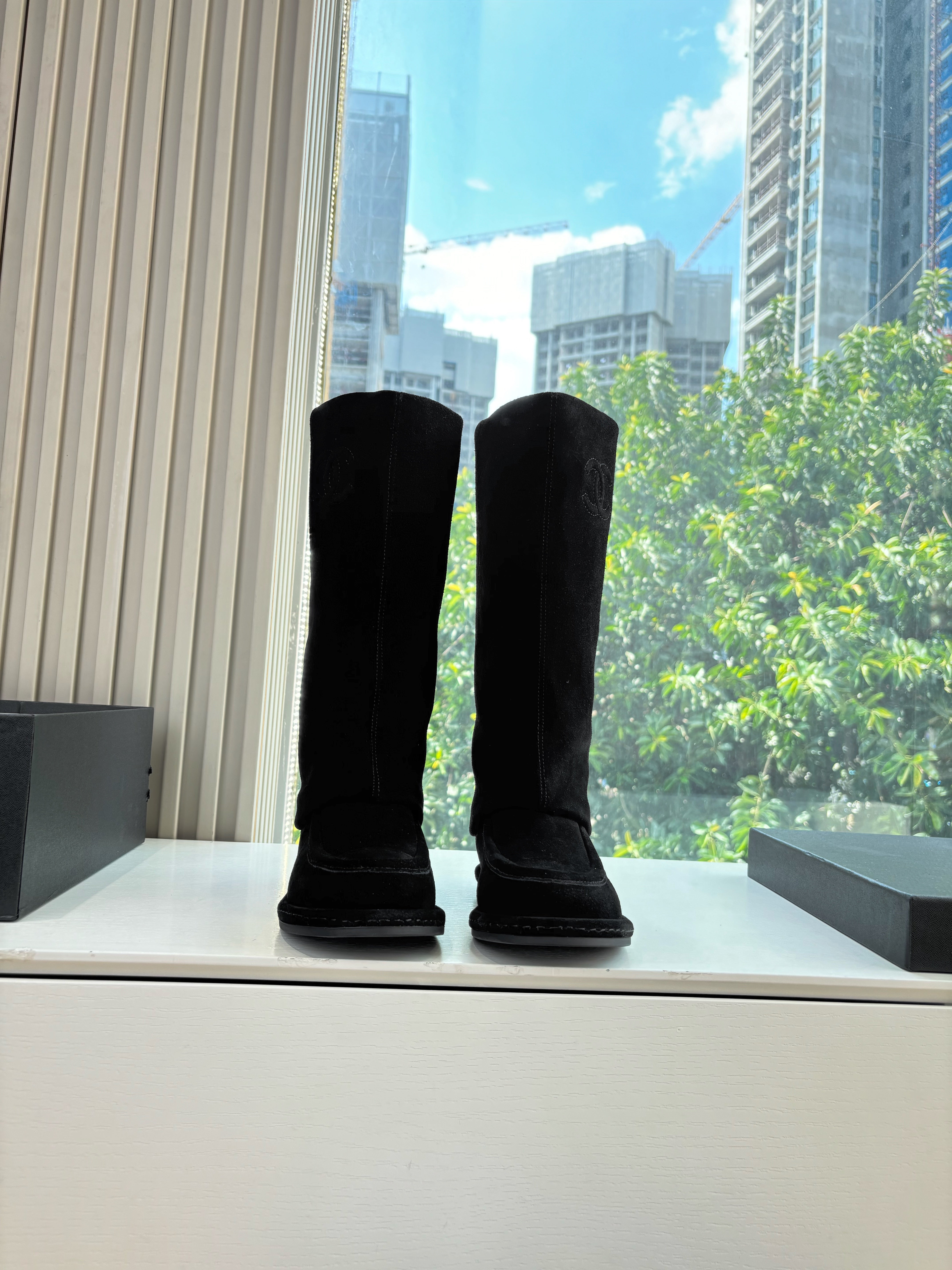 CC 25 High Boot Black Suede 430333