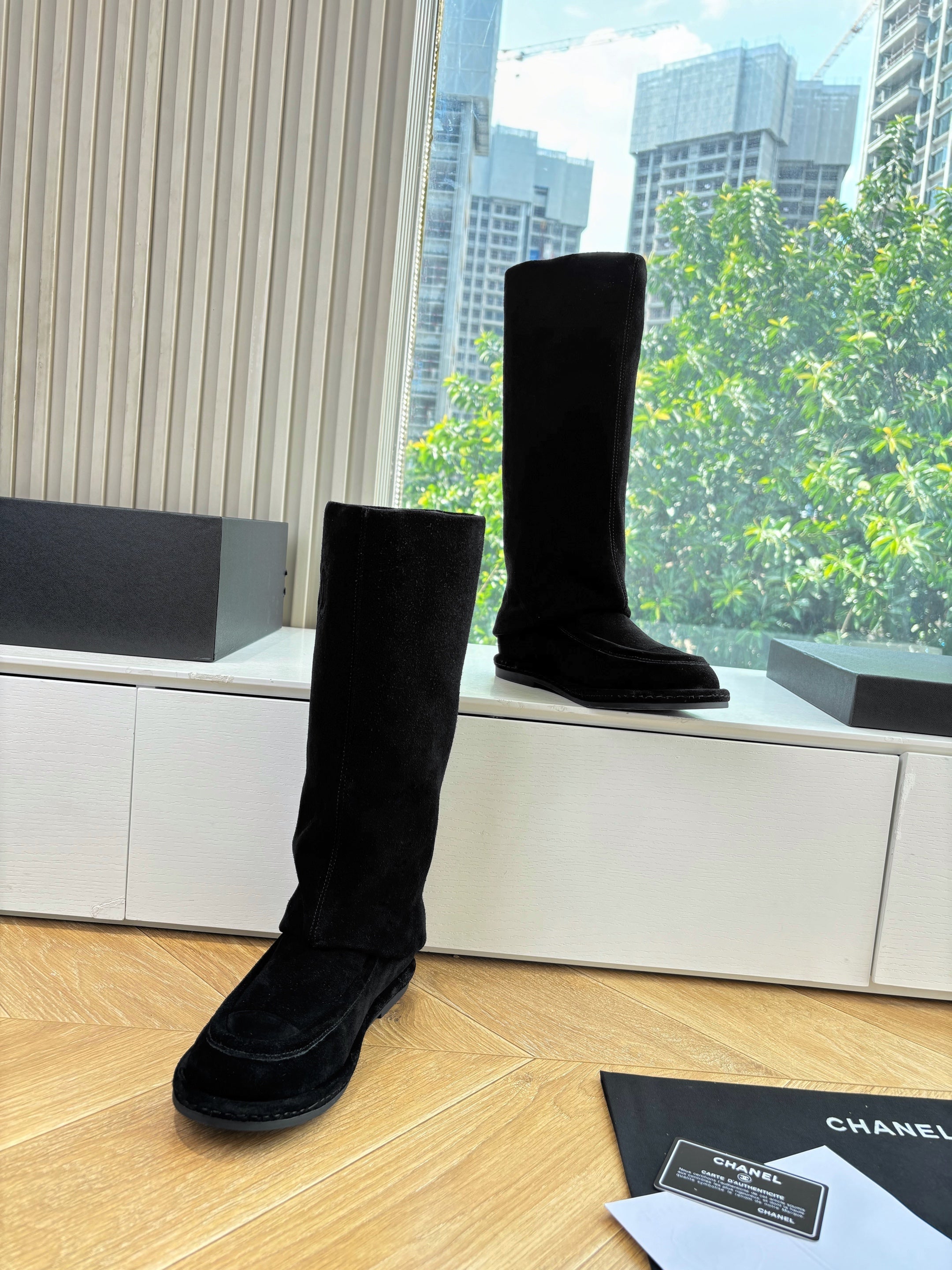 CC 25 High Boot Black Suede 430333