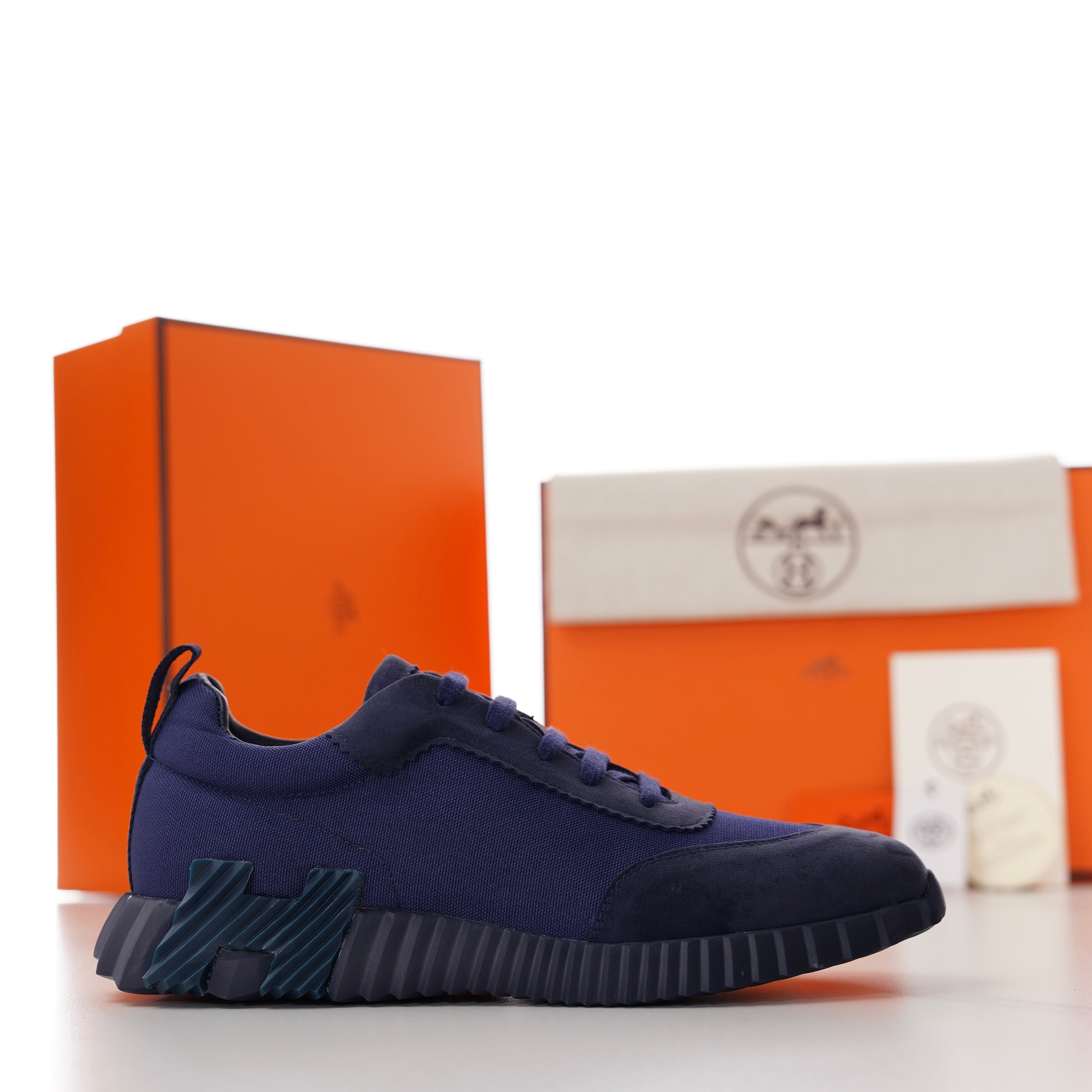 HM Men's Bouncing Sneaker Purple Fabric Suede 688611