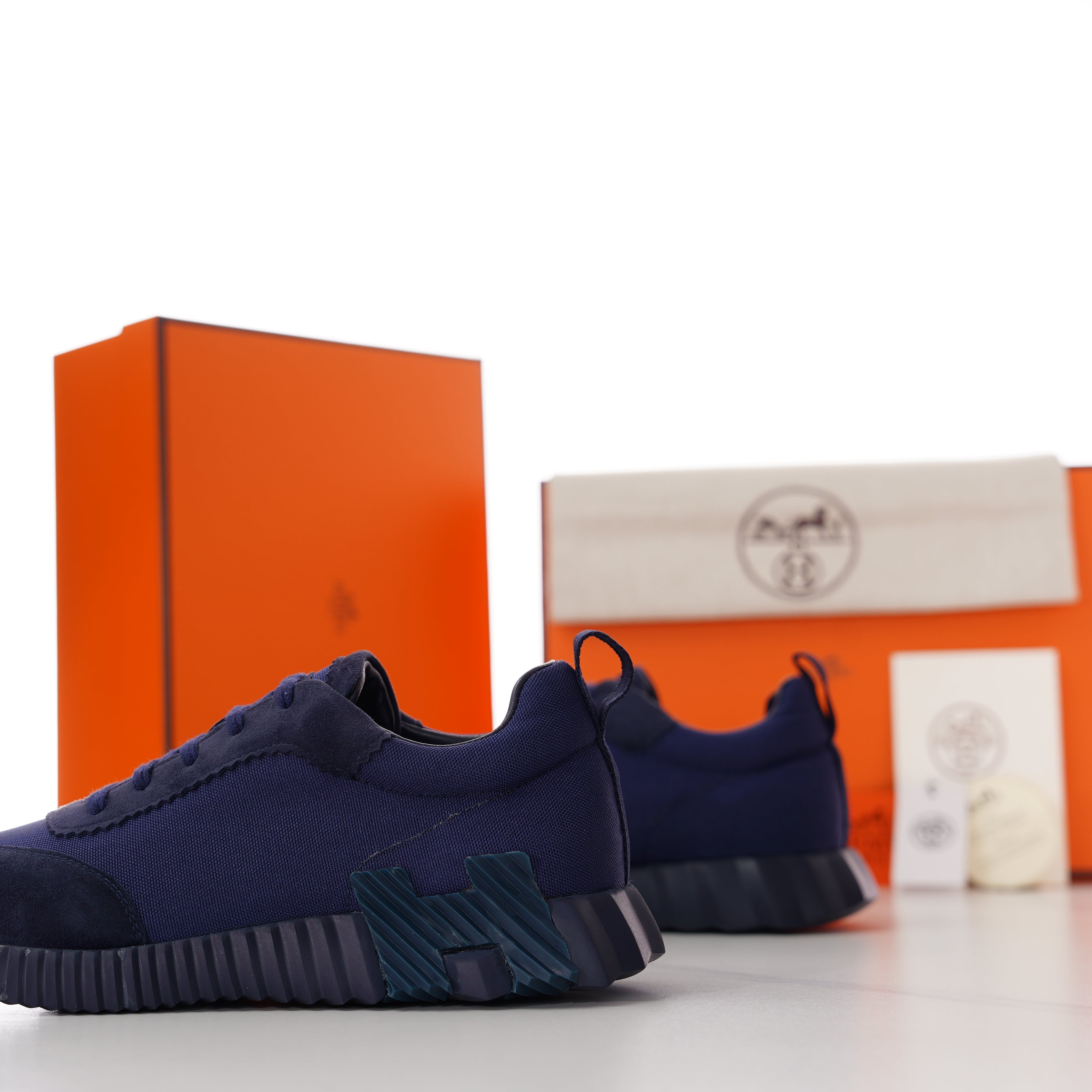 HM Men's Bouncing Sneaker Purple Fabric Suede 688611