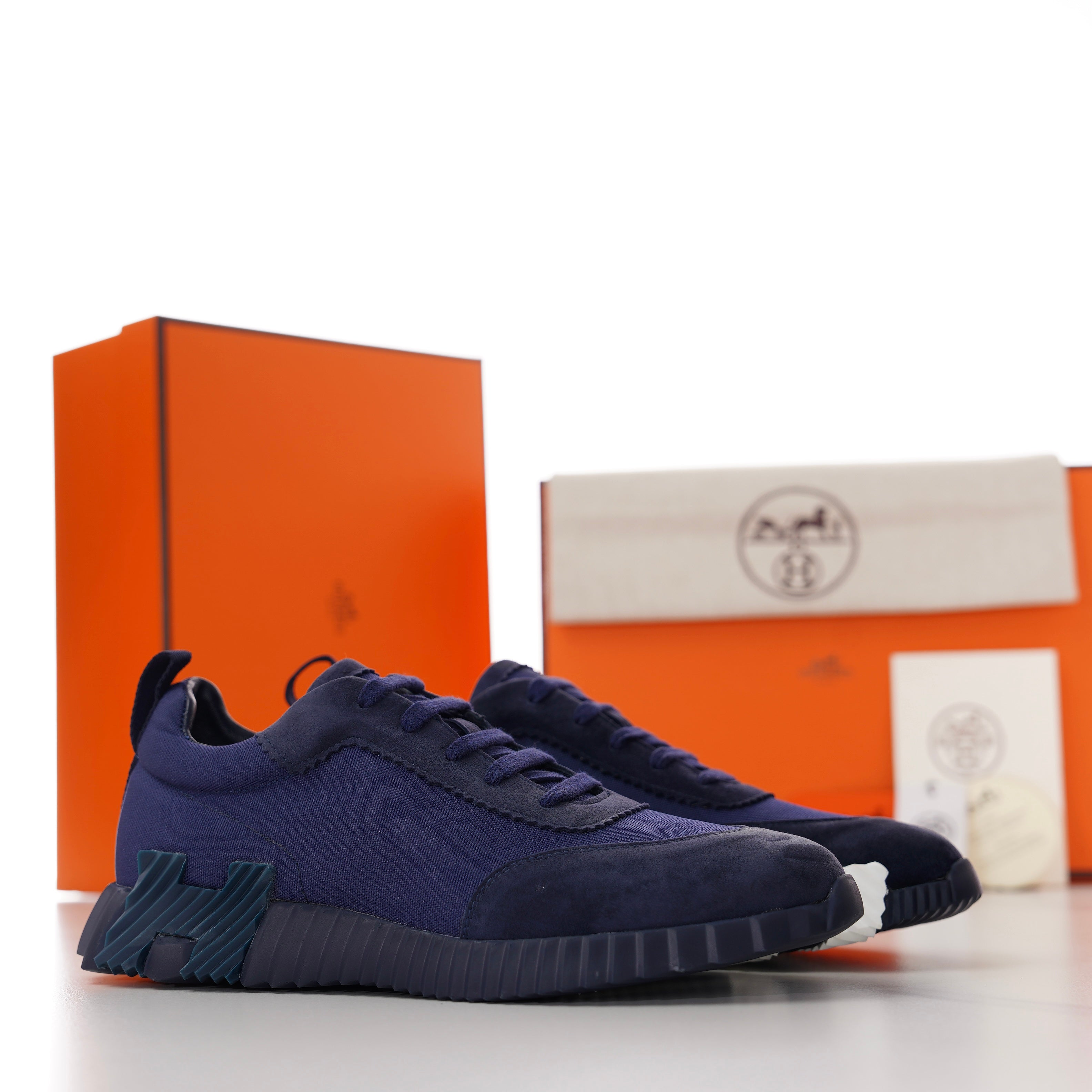 HM Men's Bouncing Sneaker Purple Fabric Suede 688611