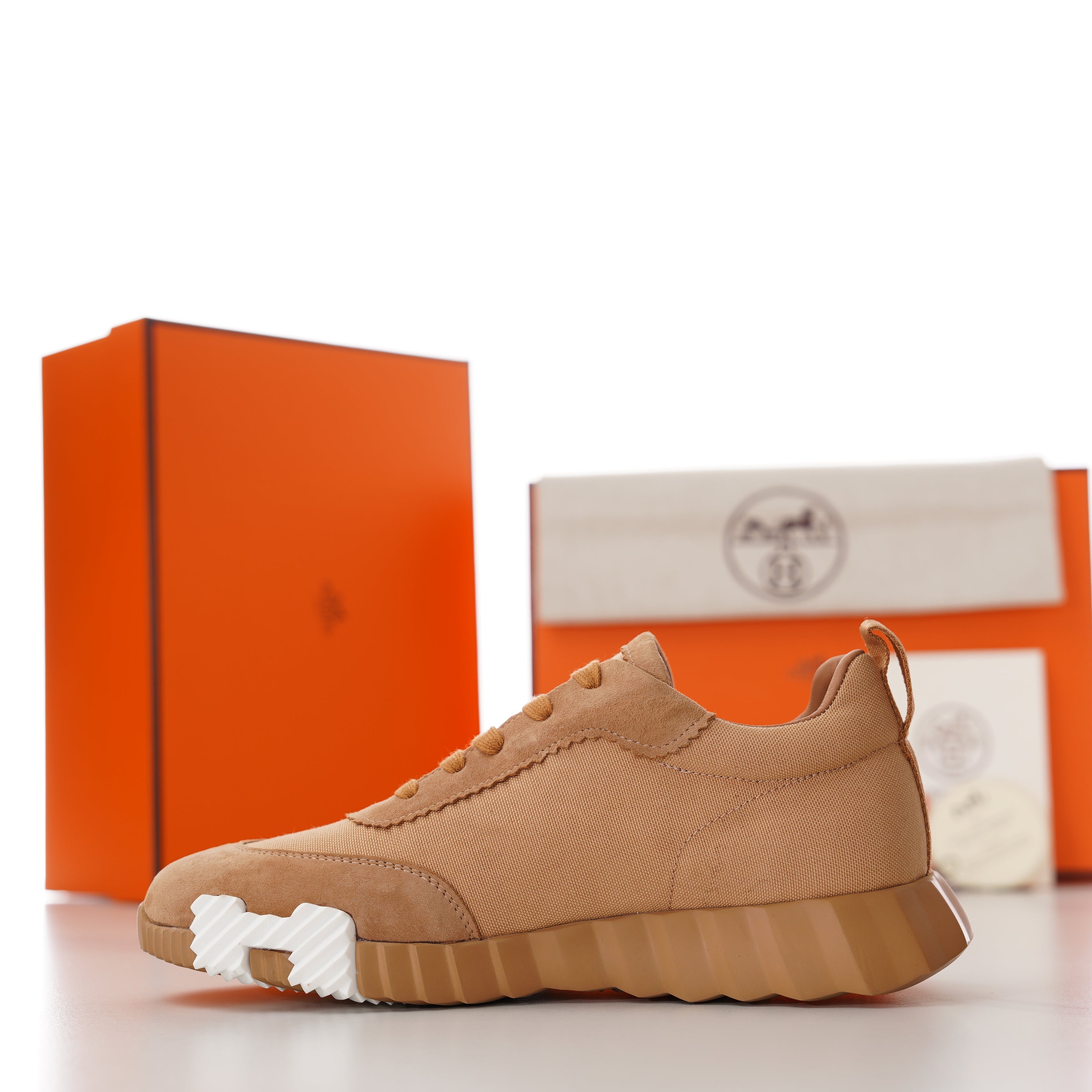 HM Men's Bouncing Sneaker Light Brown Fabric Suede 688614