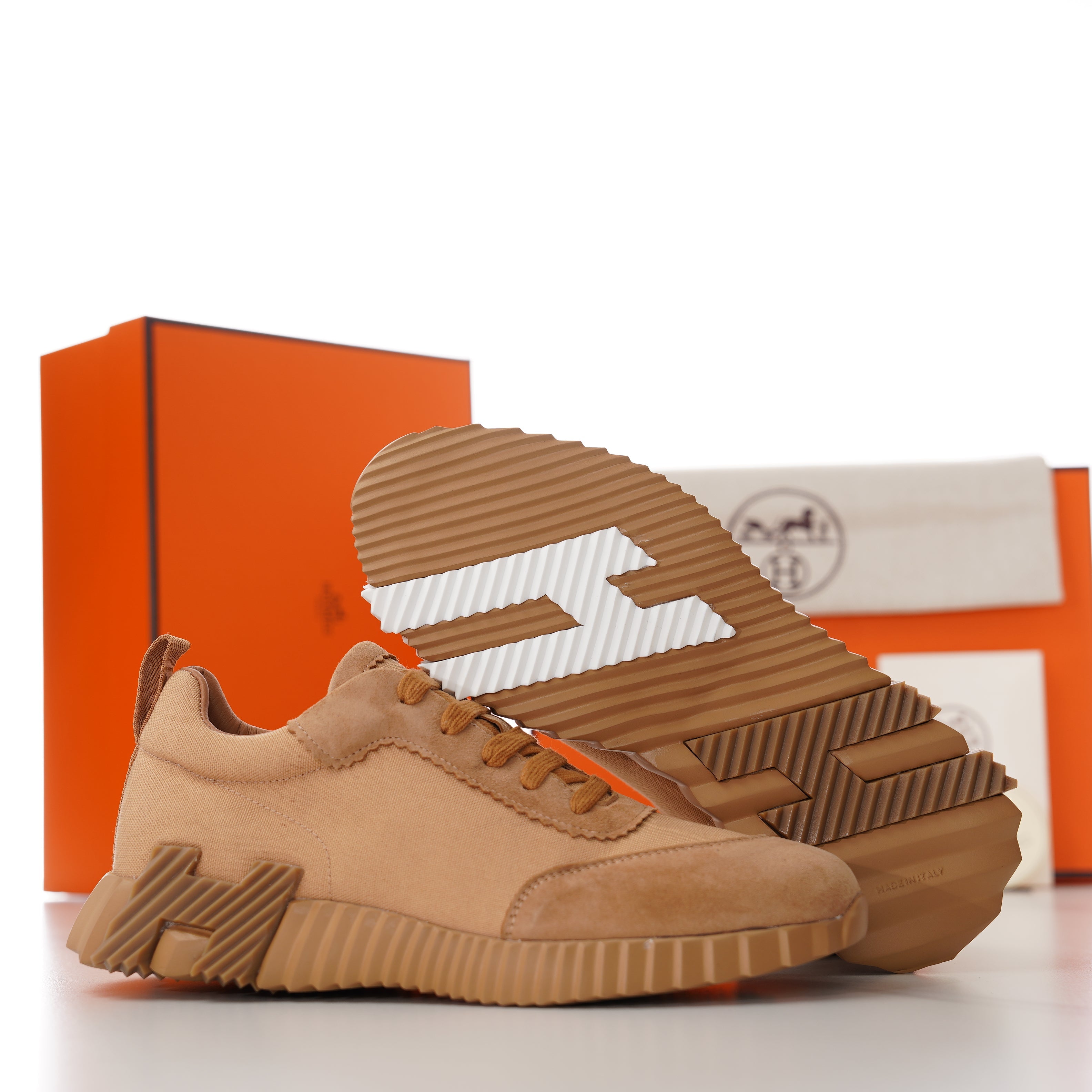 HM Men's Bouncing Sneaker Light Brown Fabric Suede 688614