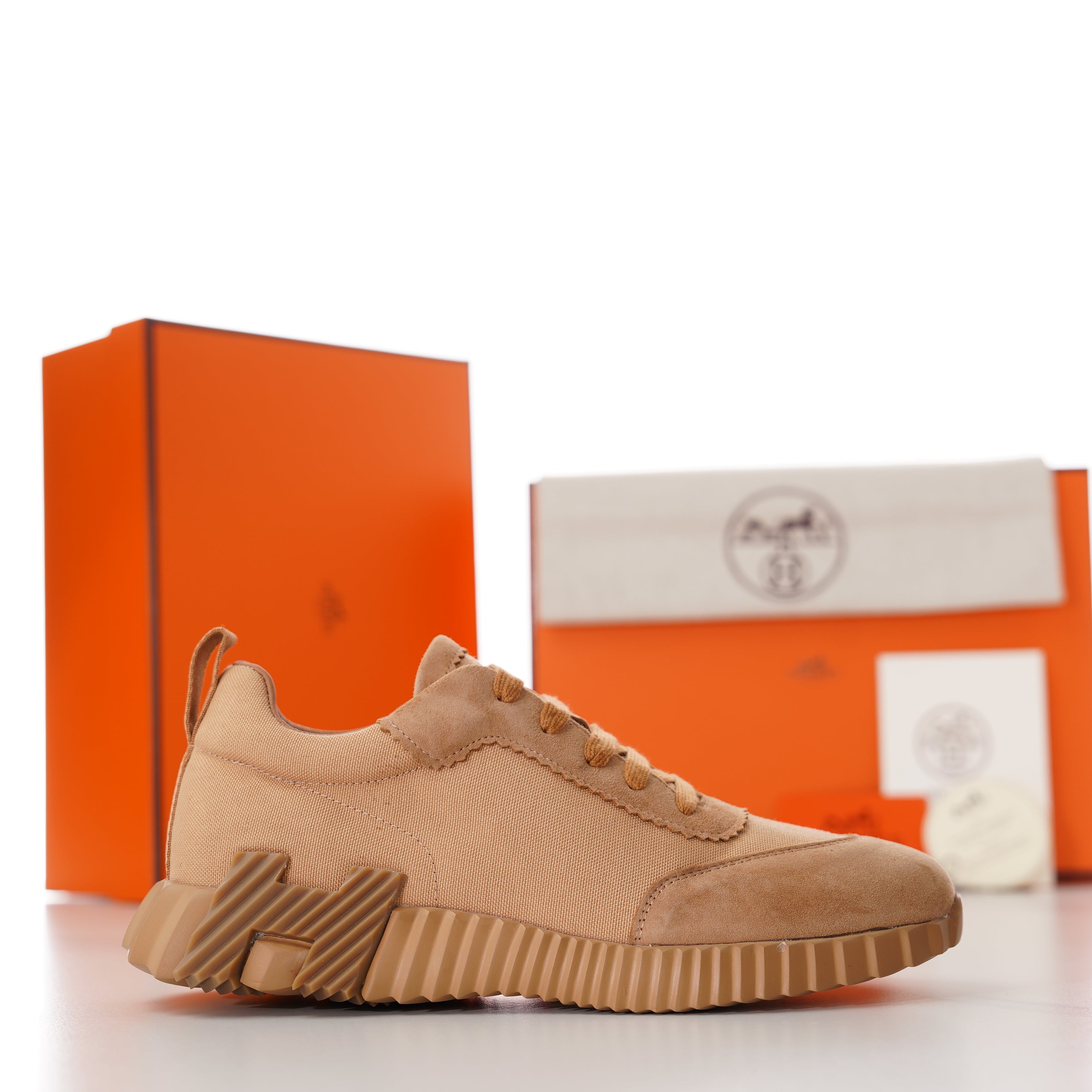 HM Men's Bouncing Sneaker Light Brown Fabric Suede 688614