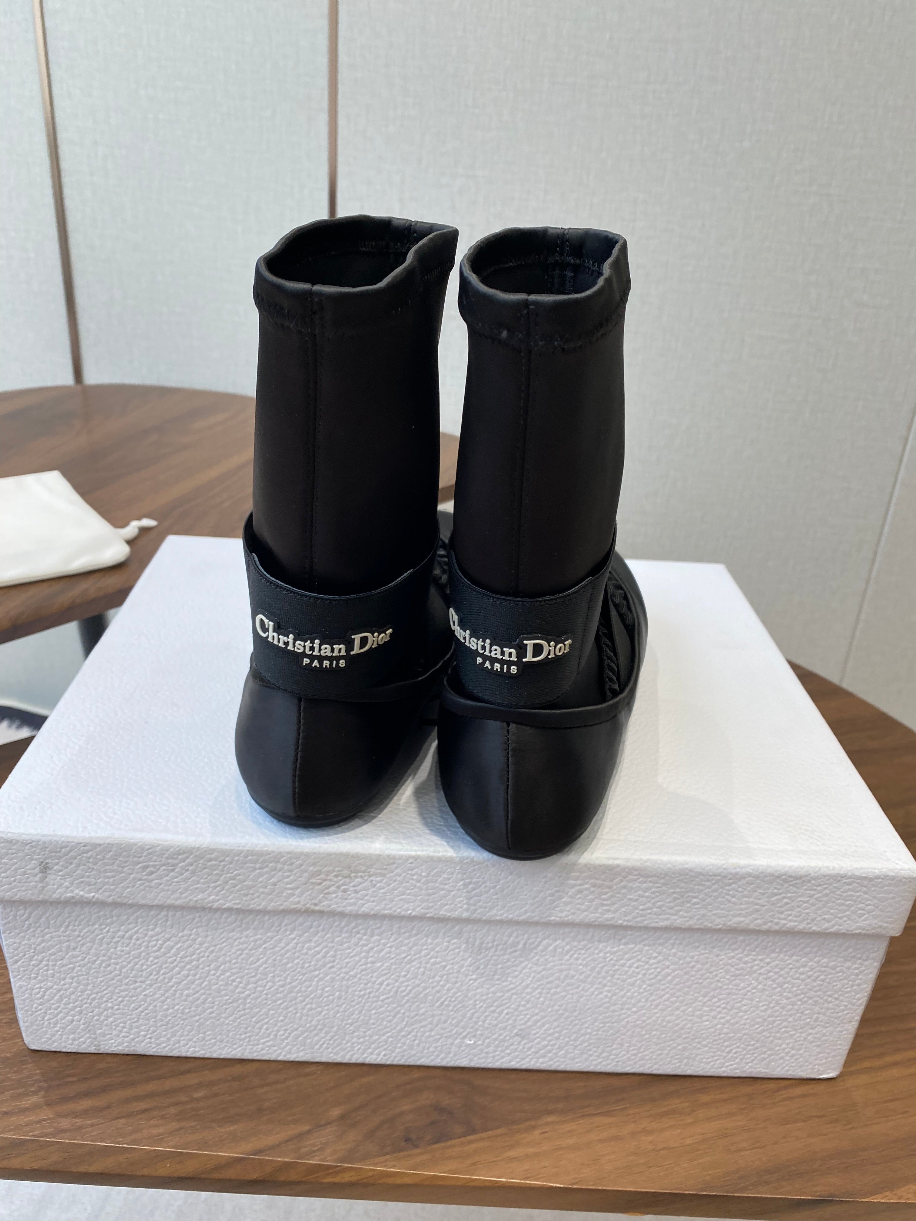 CD Ballet Stretch Boots Black Sheepskin Fabric 431502