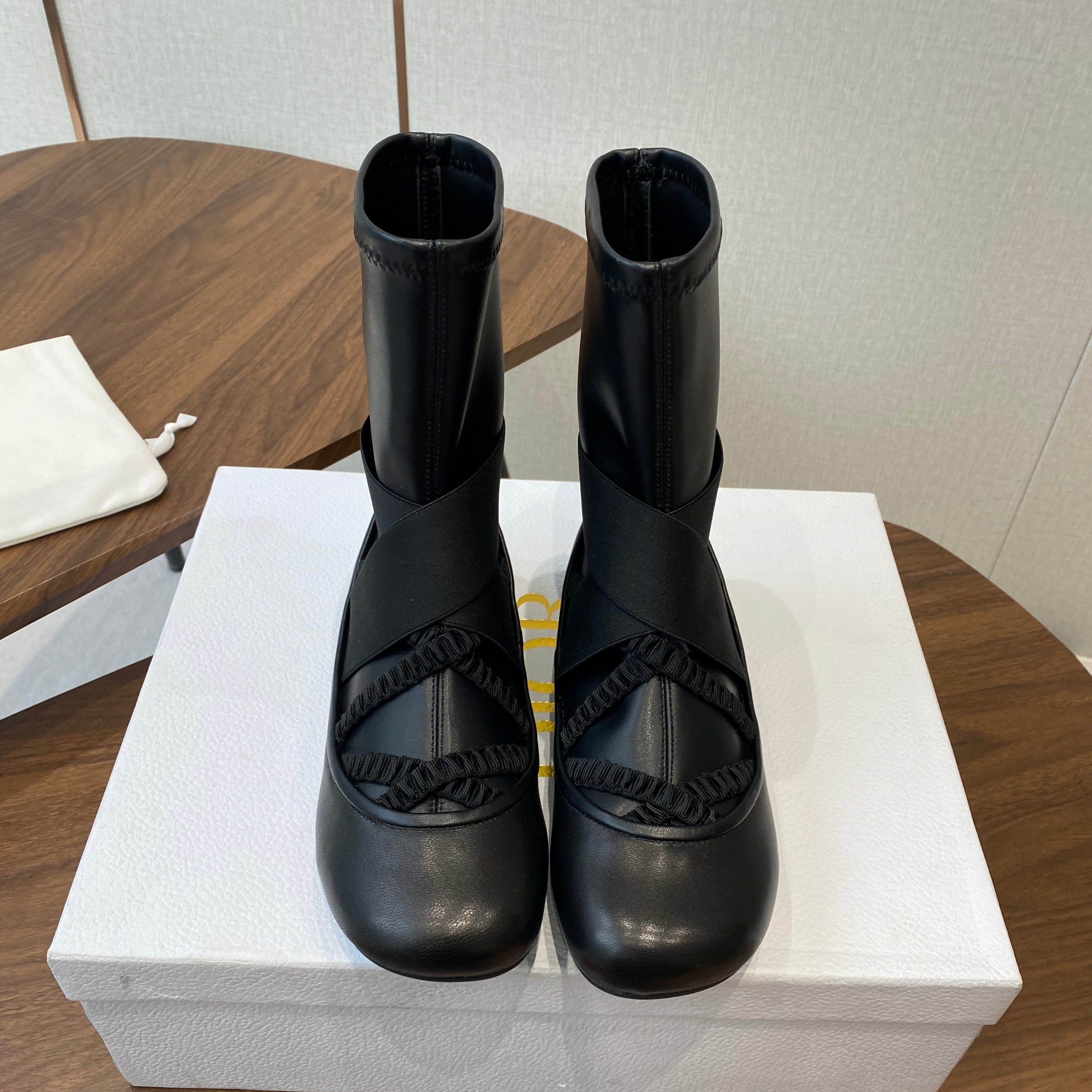 CD Ballet Stretch Boots Black Sheepskin  431503